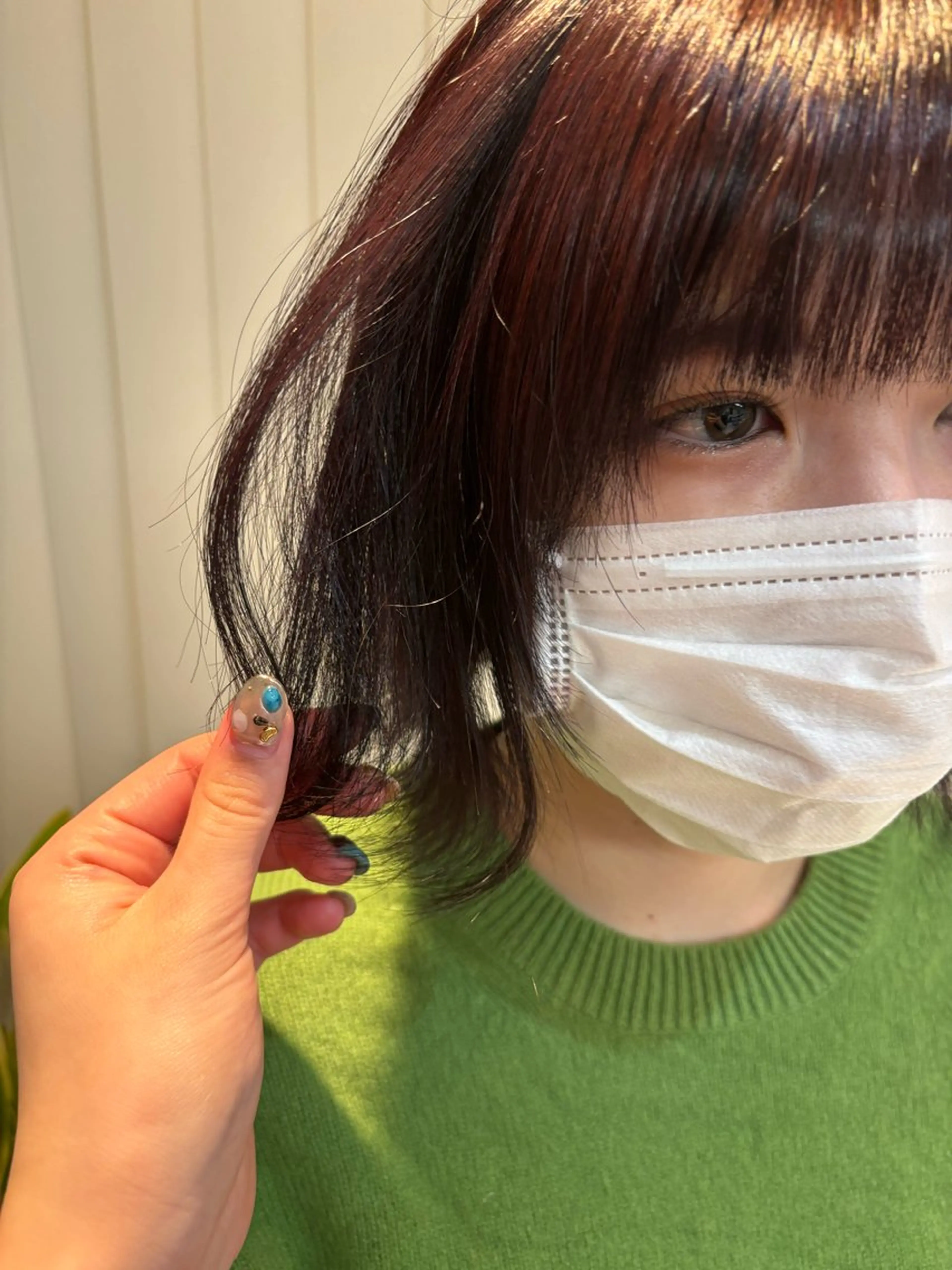 カラー 伊藤 杏奈のヘアスタイル