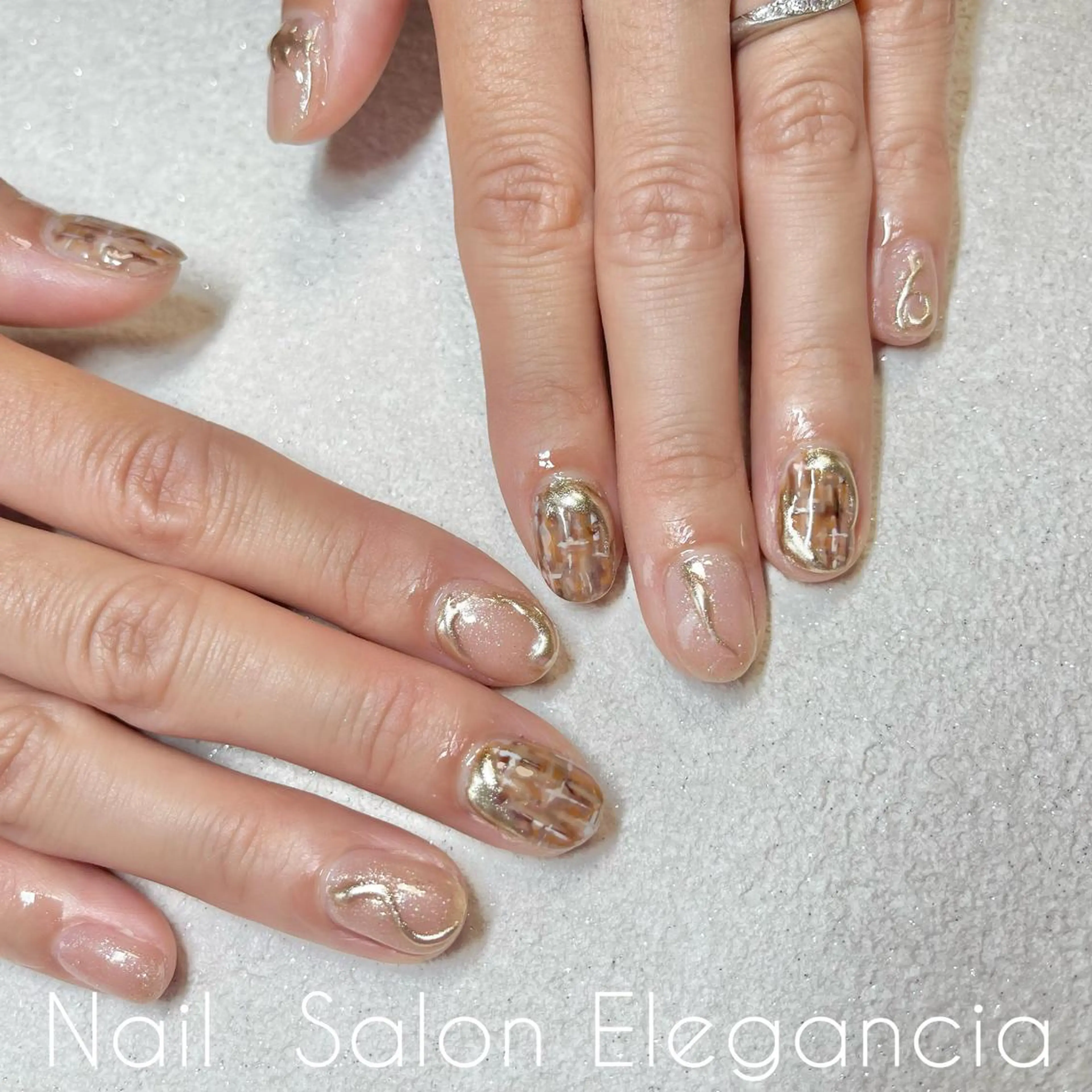 カラー ネイル Elegancia. Hiromiのネイルデザイン