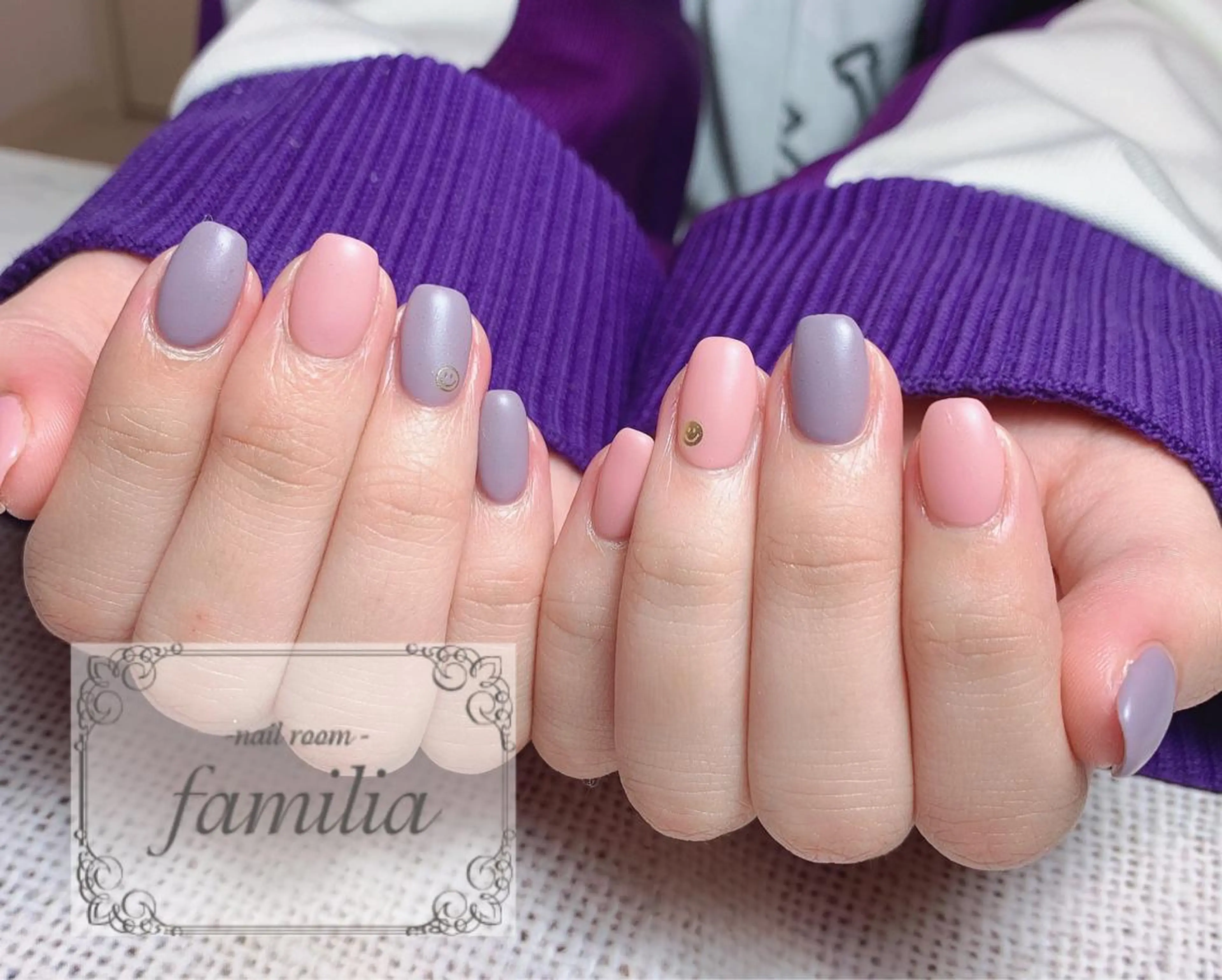 ネイル ハンドネイル -nailroom- familiaのネイルデザイン