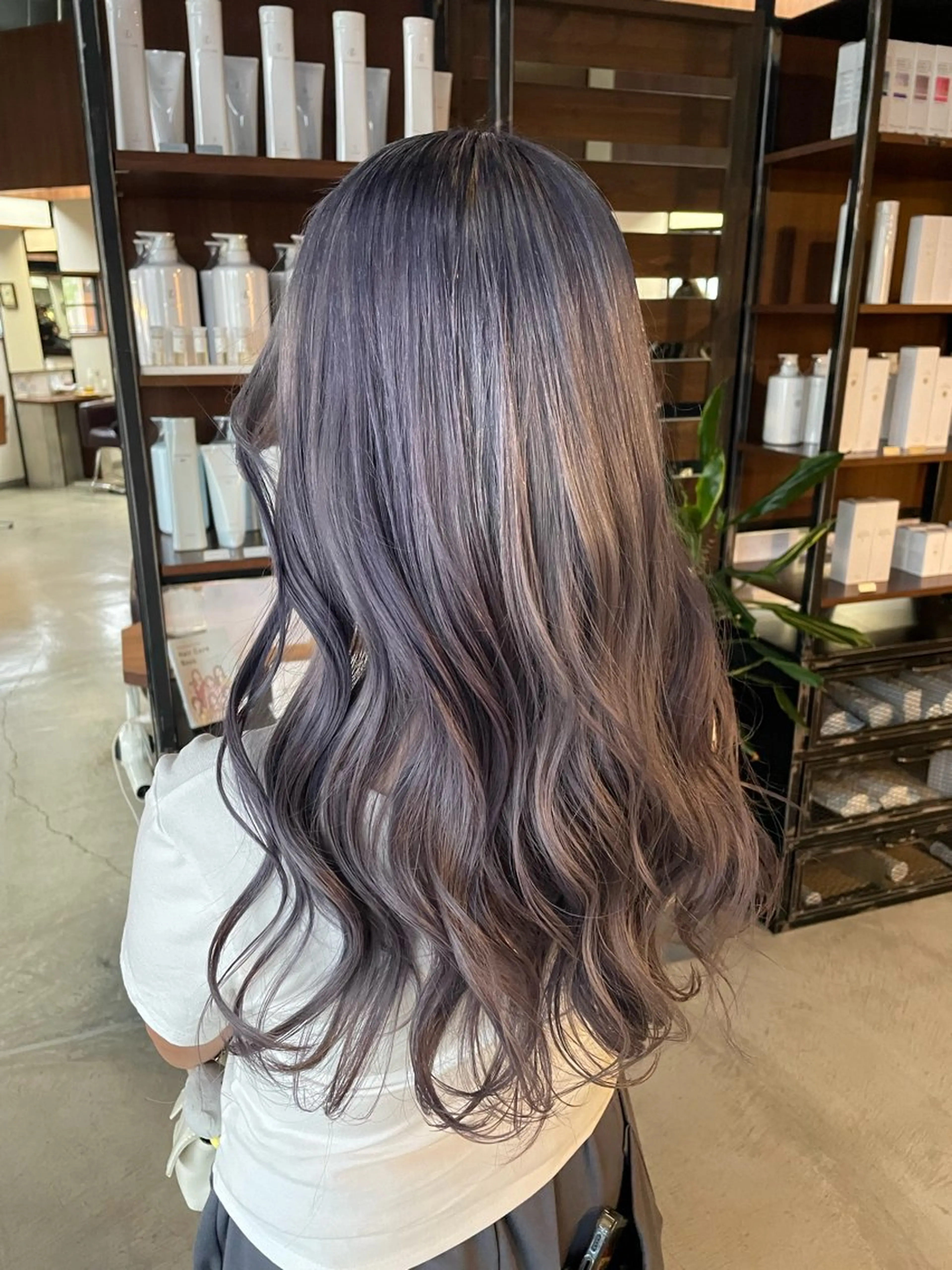 ロング カラー ヘアカラー OGAWA NOAのヘアスタイル