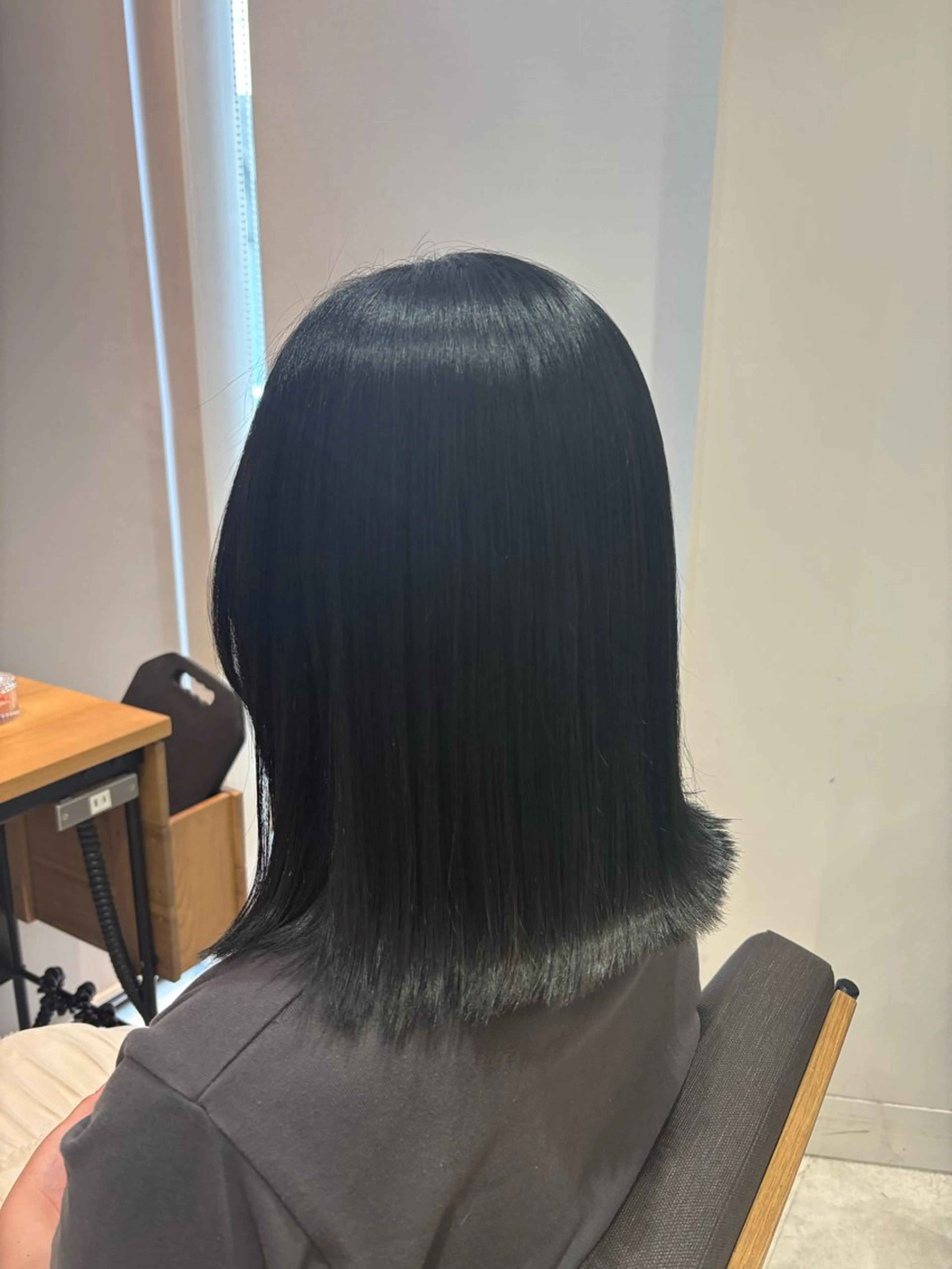 ミディアム カラー 黒髪 ネイビーカラー 🥣BASSA🌛 さらさのヘアスタイル