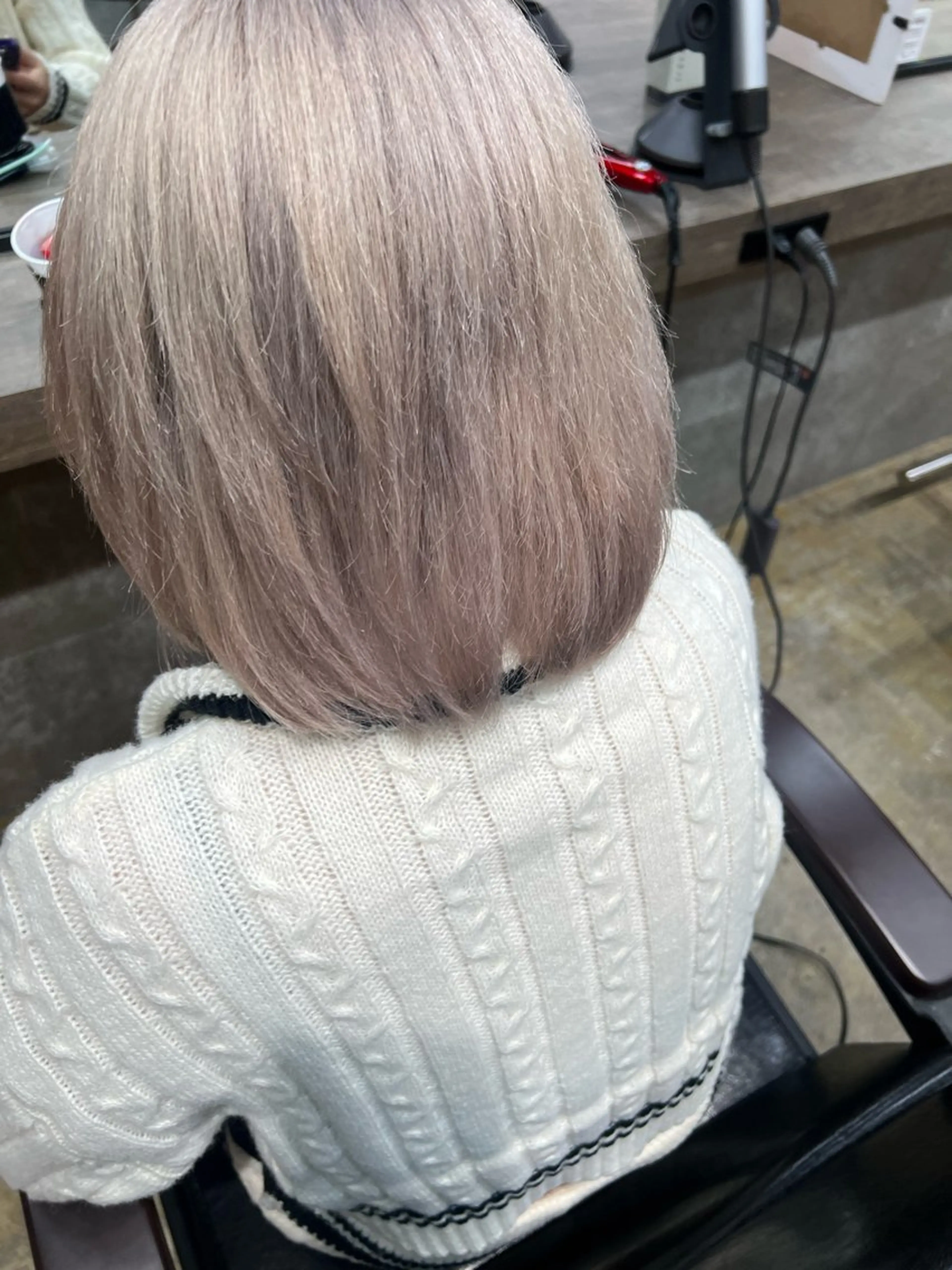 カラー ブリーチ グレージュ ヘアカラー ルシ🌈/ハイトーン /デザイン/縮毛矯正のヘアスタイル