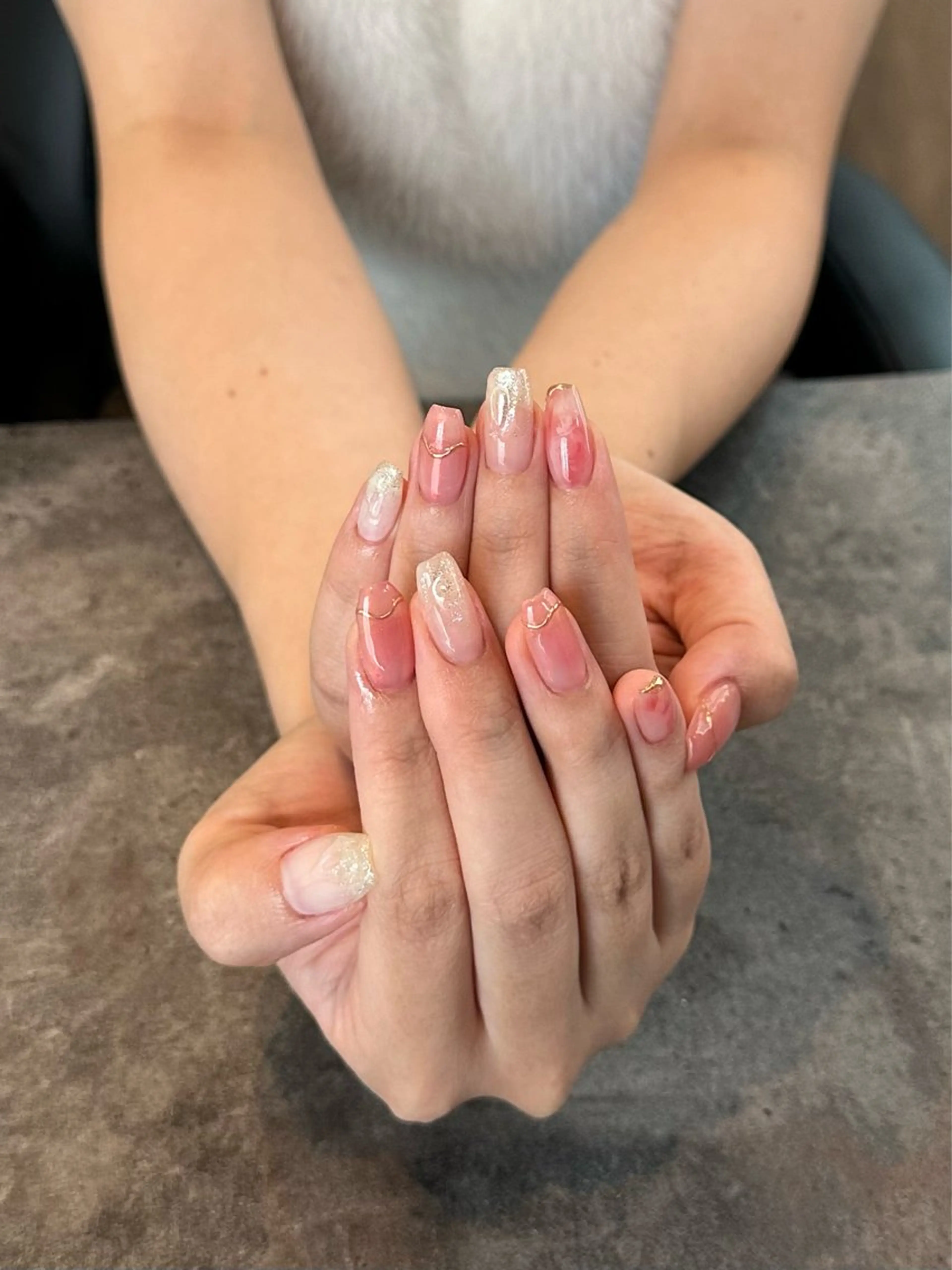 ネイル フラワーネイル 大理石ネイル(マーブル) ニュアンスネイル シンプルネイル 夏ネイル nail salon amanoのネイルデザイン