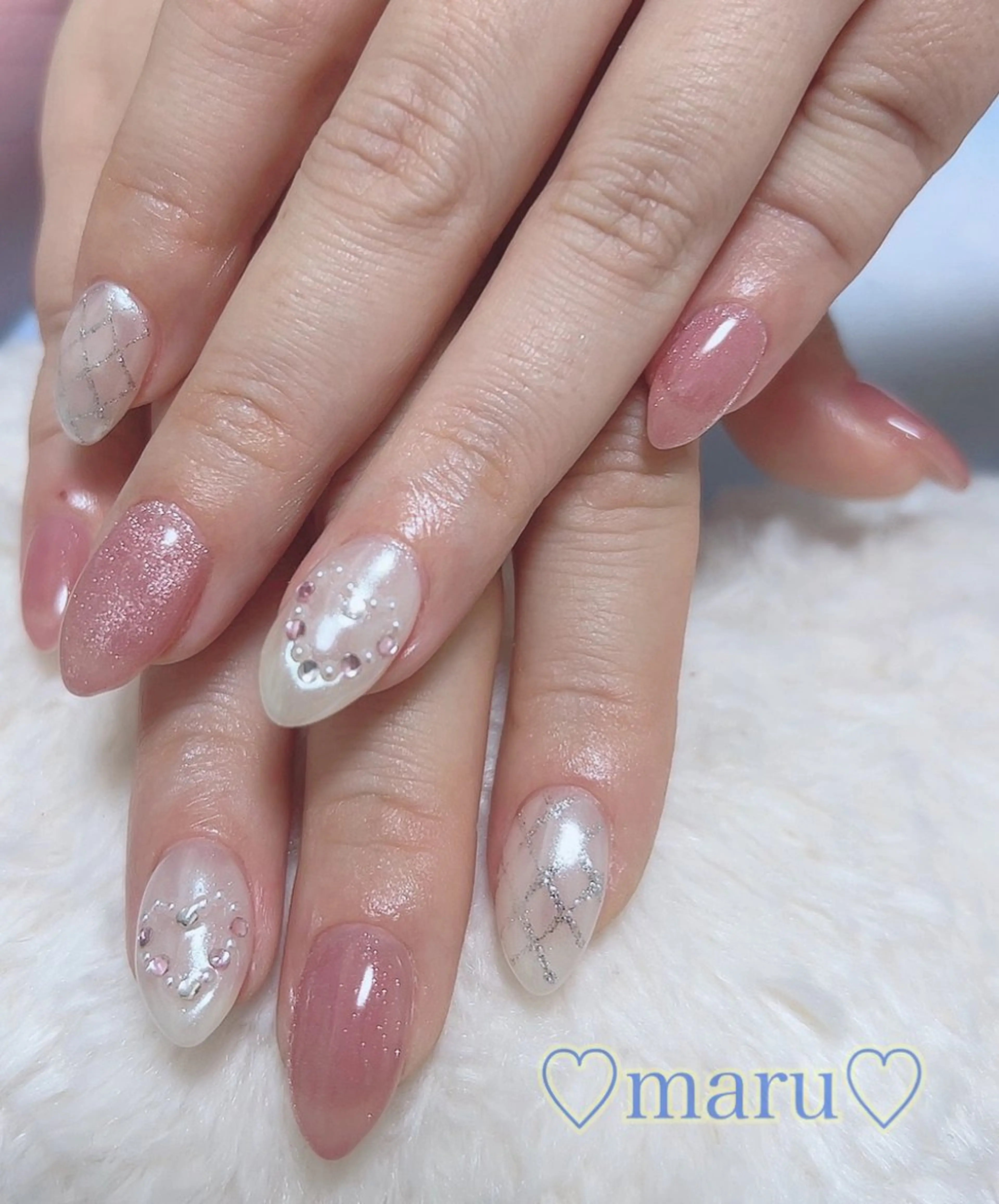 ネイル ハンドネイル フットネイル まるみ ♡のネイルデザイン