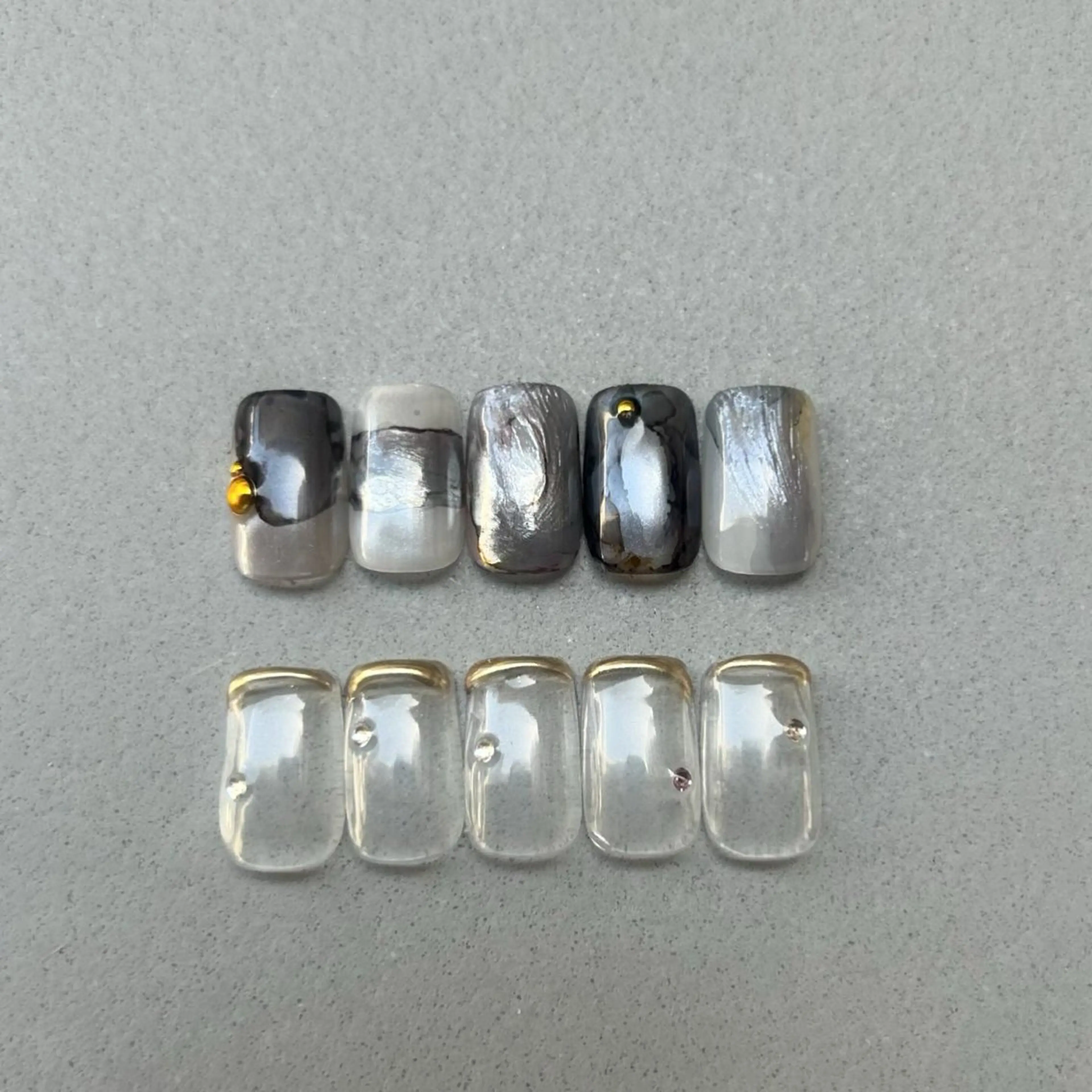 ネイル カジュアル フレンチネイル ミラーネイル ニュアンスネイル オフィスネイル ハンドネイル ハンドケア lyly.nail所属・lylynail YUUKAのネイルデザイン