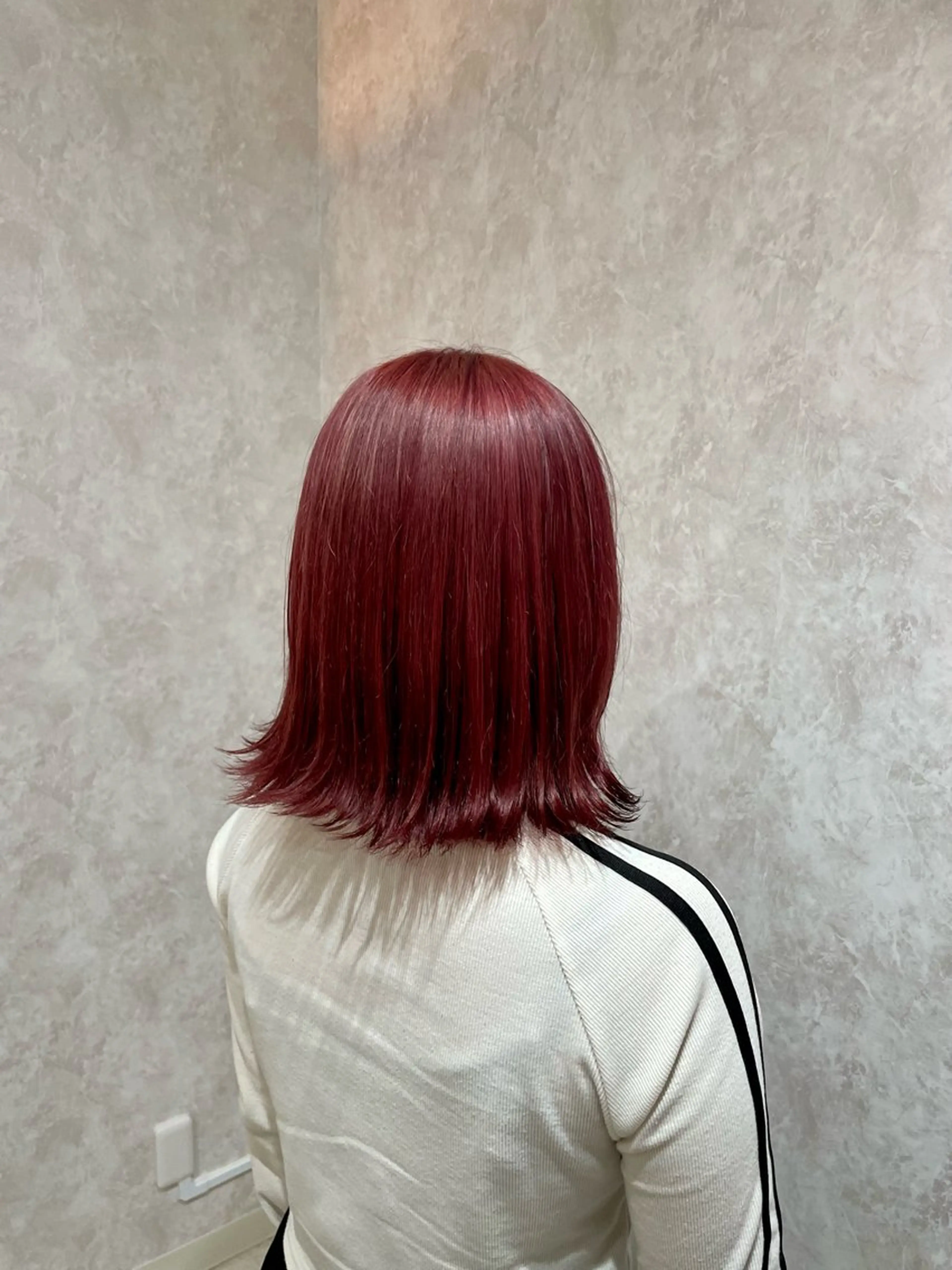 セミロング カラー ヘアカラー 高発色🌈艶✨️ Rico.りんたろうのヘアスタイル