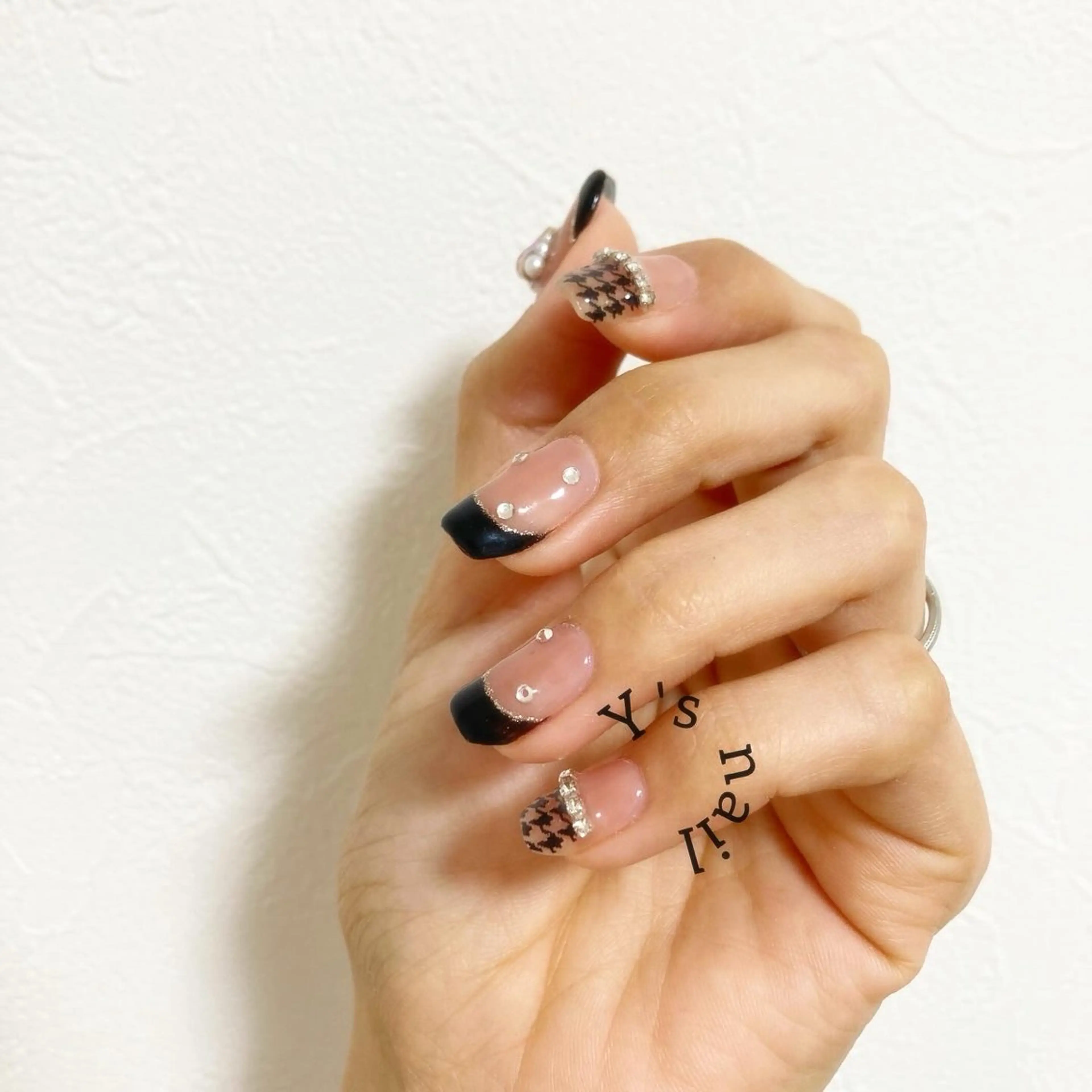 ネイル 韓国ネイル ハンドネイル 手書きが得意🖌️ Y’s  nailのネイルデザイン