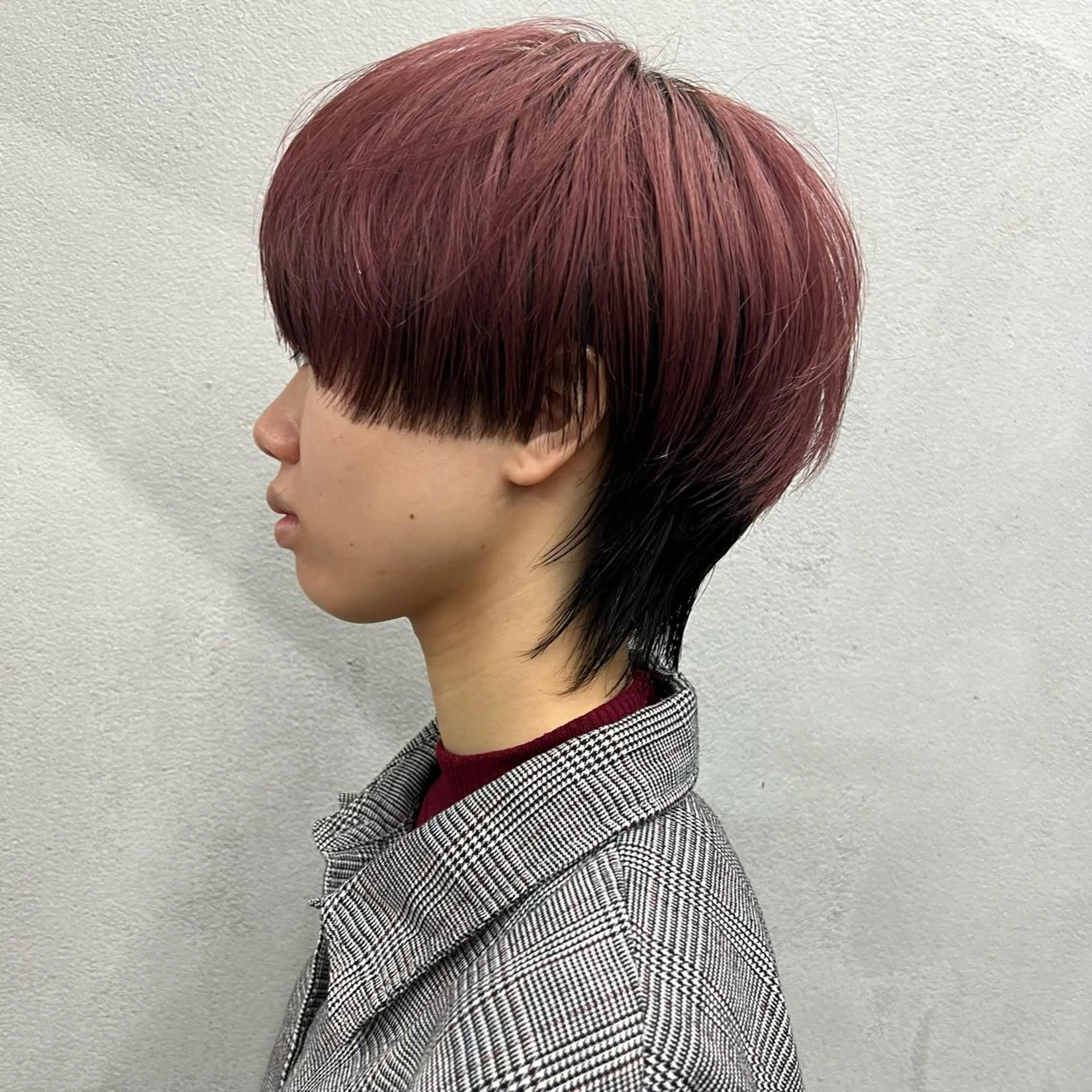 ショート カラー デザインカラー ウルフカット カット トリートメント お顔まわりカット🌱 emo.村松泉綺のヘアスタイル