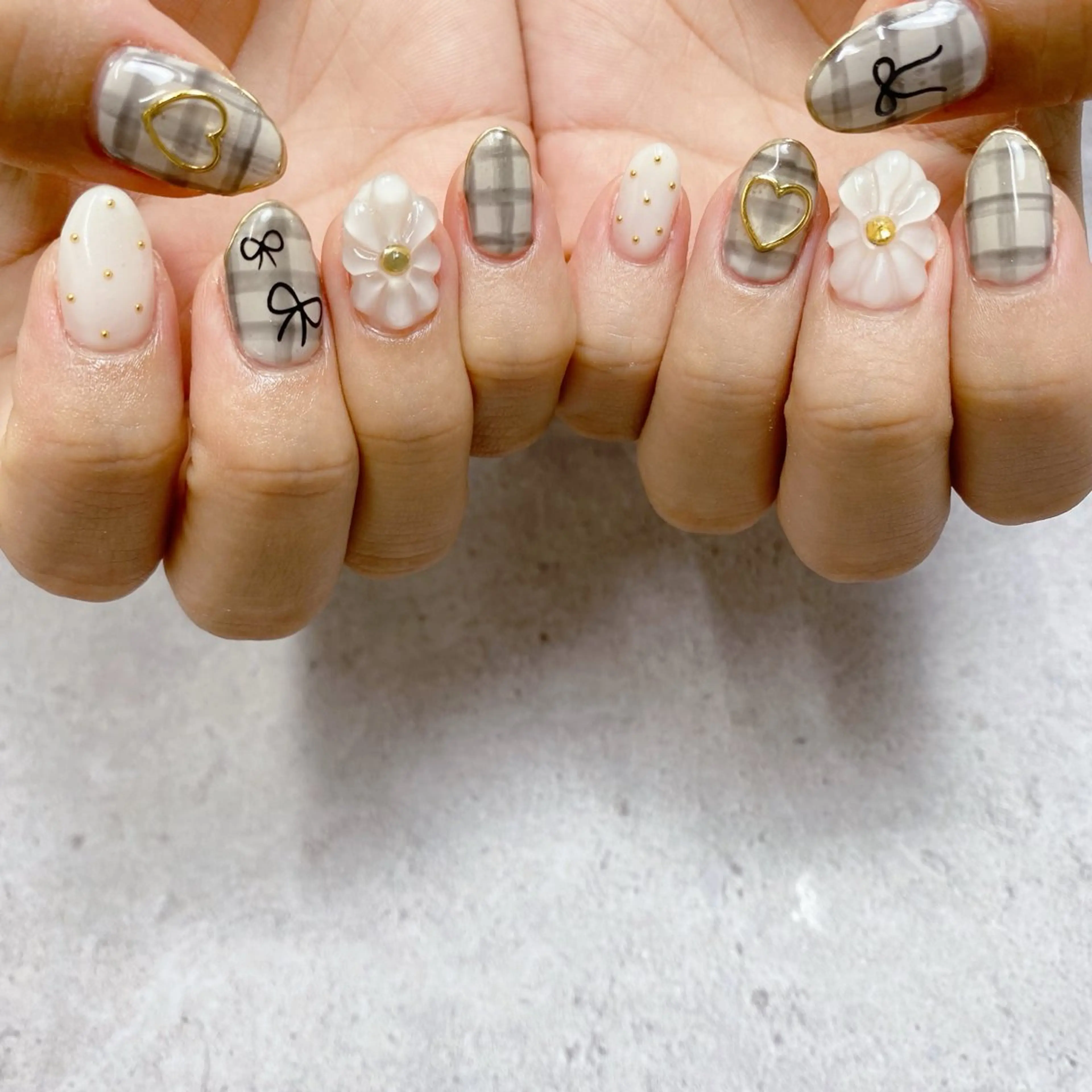 ネイル ハンドネイル フットネイル emma.nail所属・emma.nail kanakoのネイルデザイン