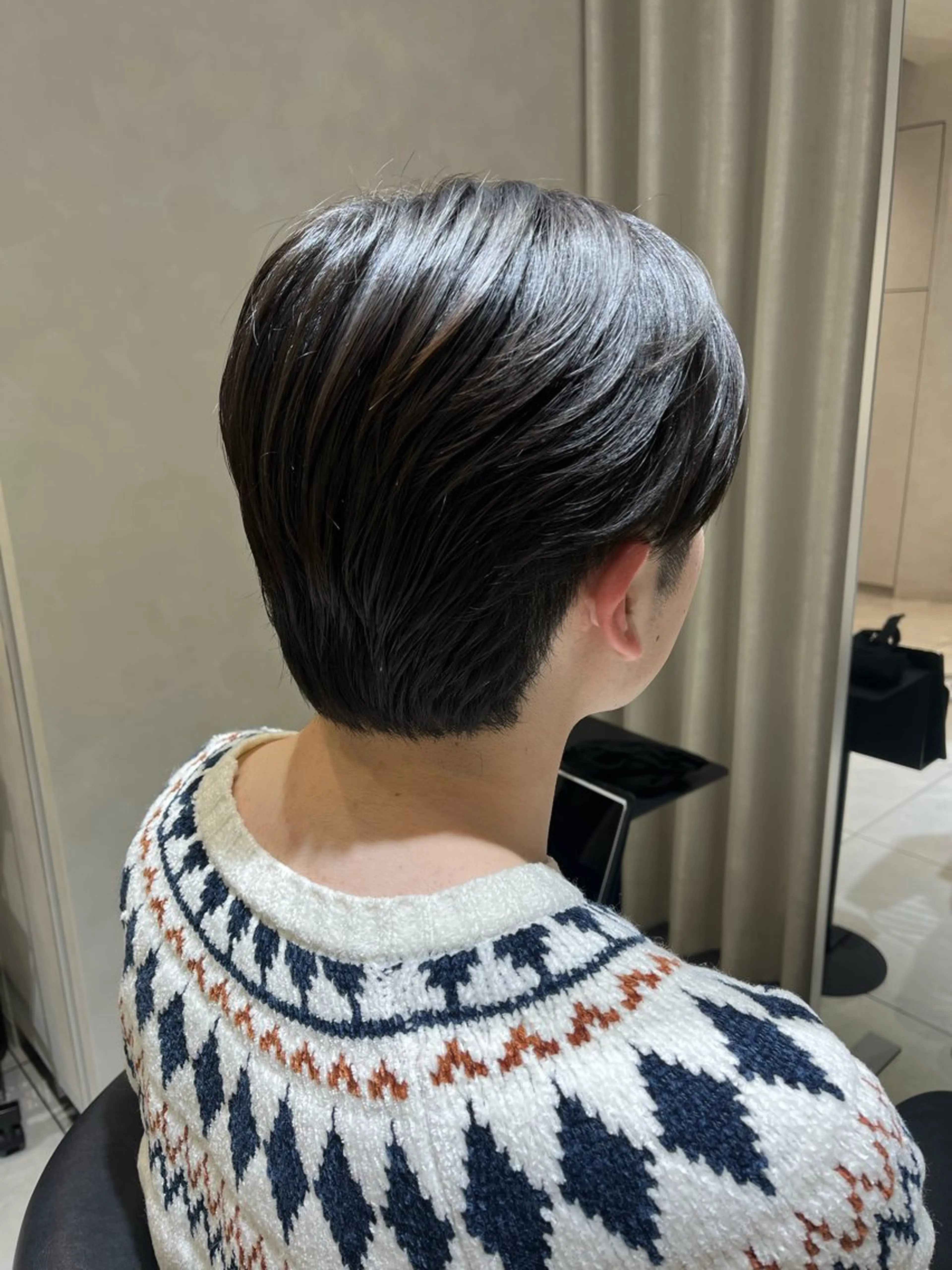 メンズ カット 韓国メンズ特化 ダウン・毛流れパーマのヘアスタイル