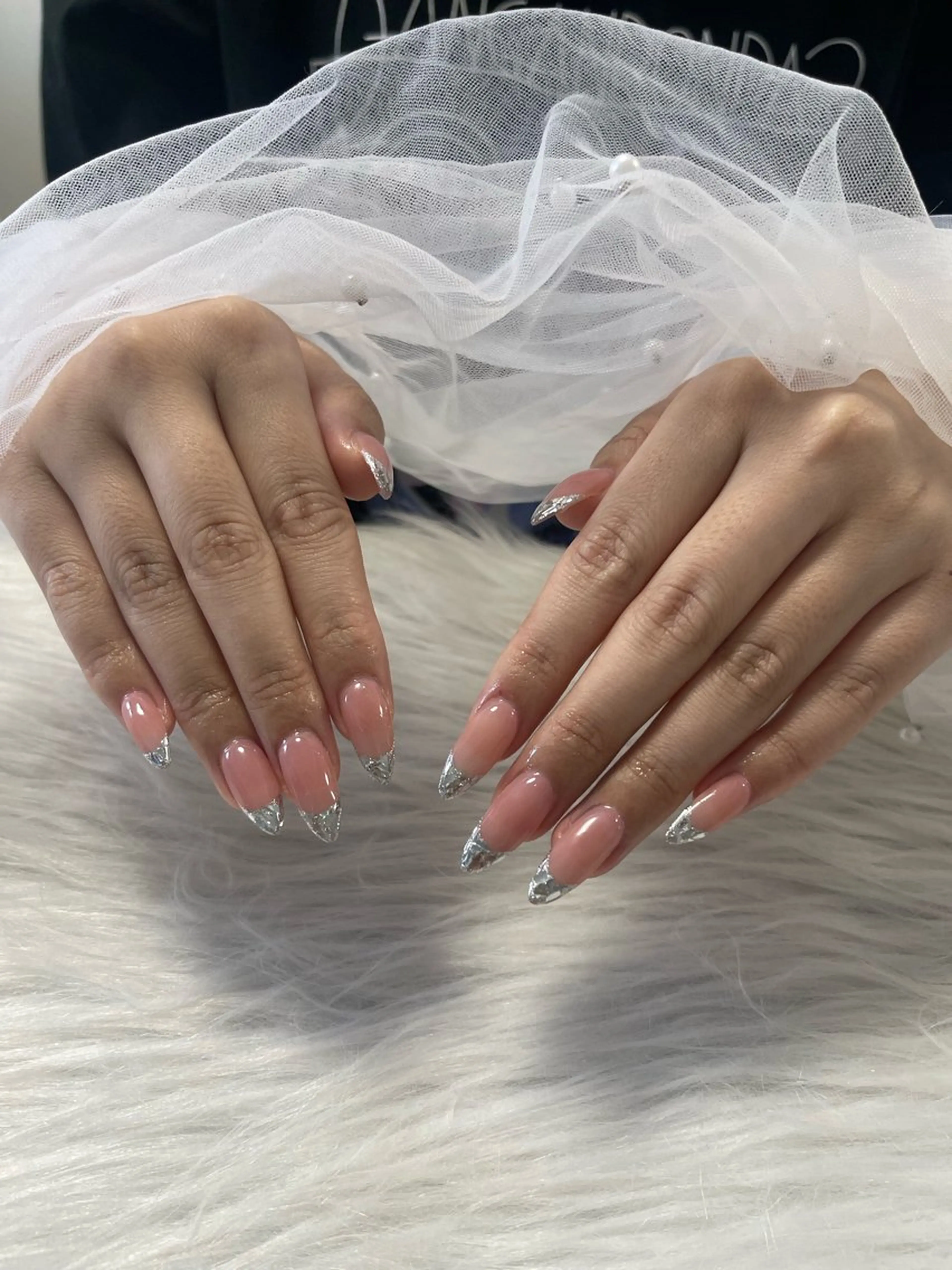 ネイル オーロラネイル クリアネイル フラッシュネイル ジェルネイル グラデーション ハンドネイル Kitty Nailのネイルデザイン