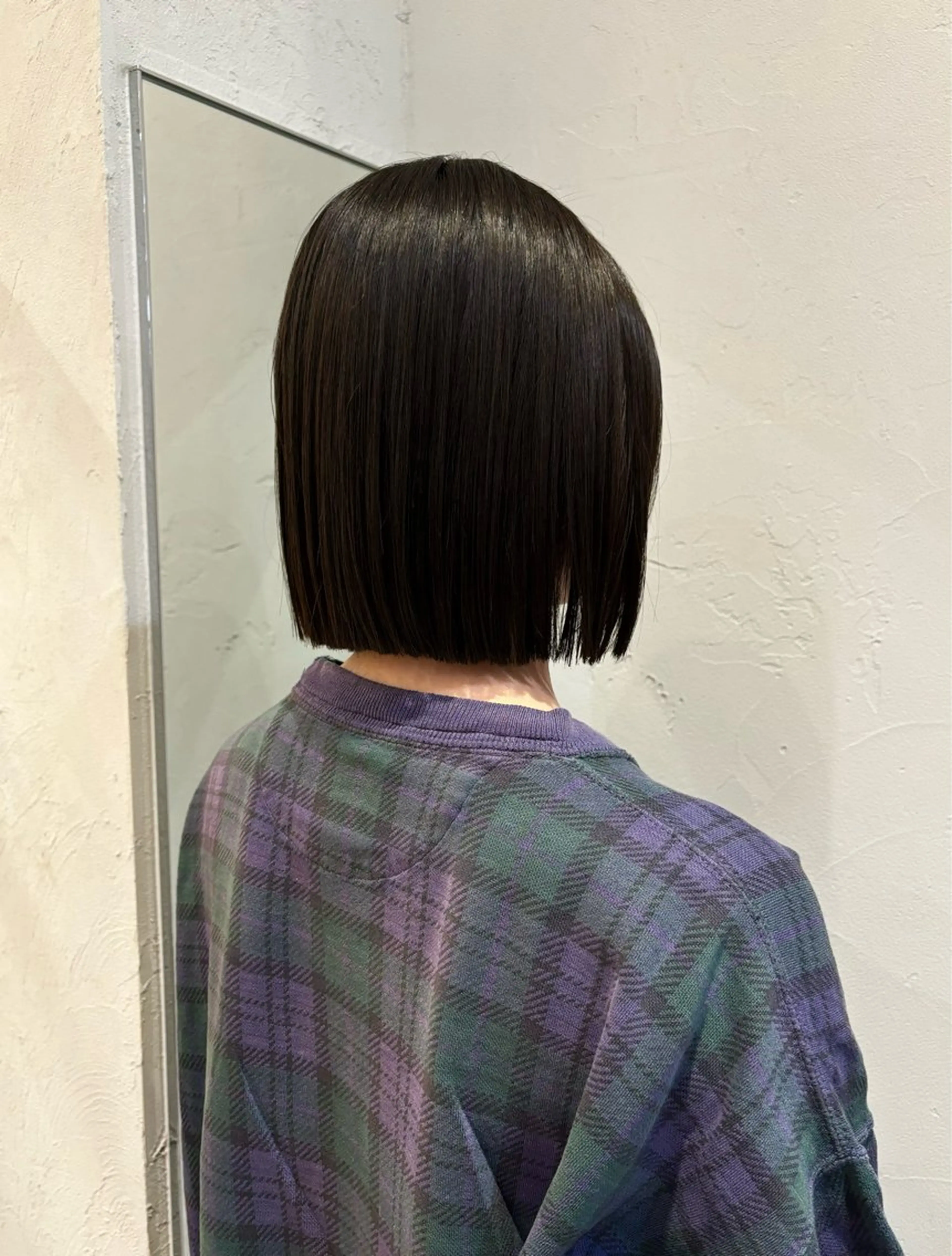 ショート カラー 髪質改善 縮毛矯正 トリートメント 脇野 茉優のヘアスタイル