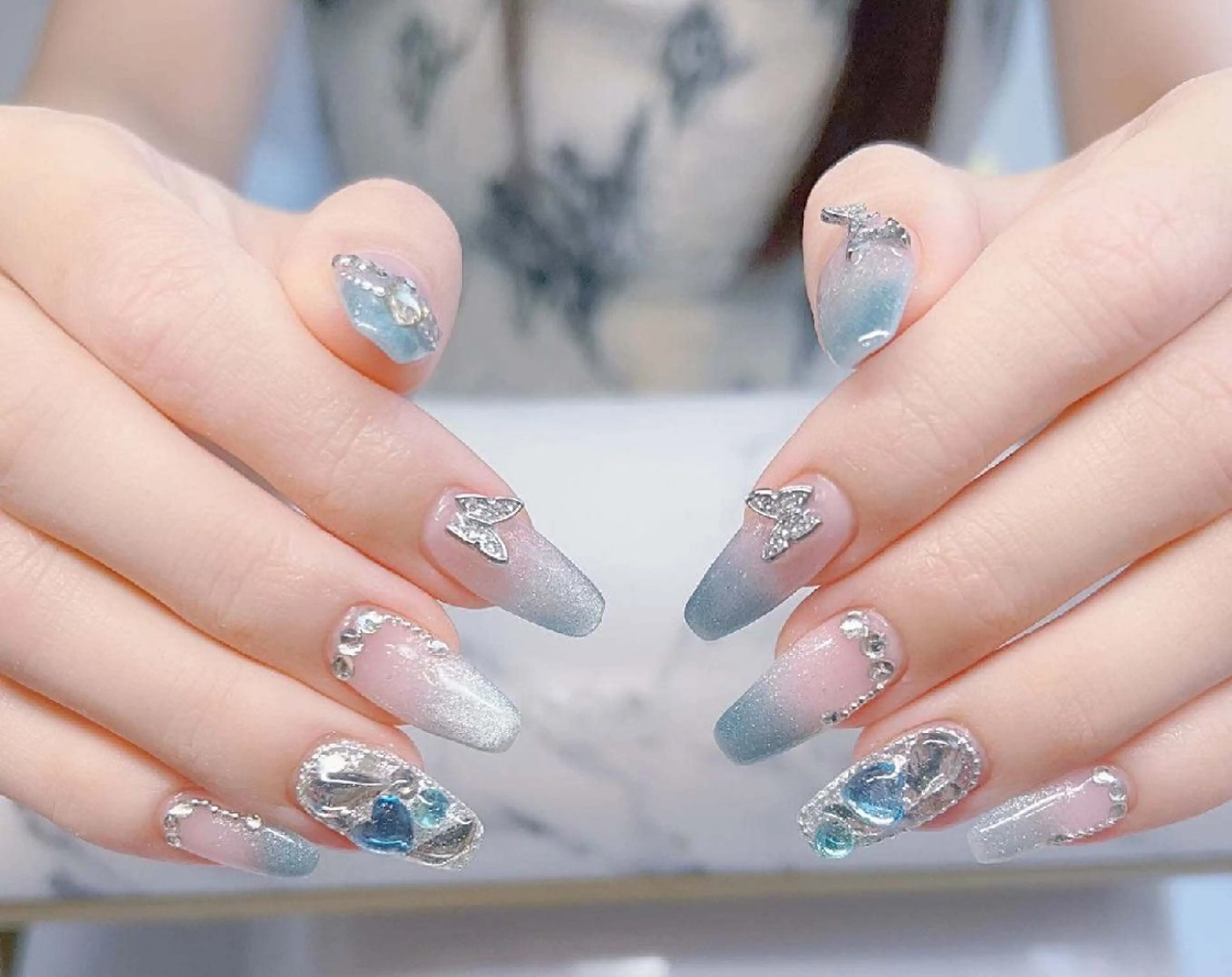 ネイル チークネイル 長さ出し フットネイル フレンチネイル ガラスフレンチ ネイルサロンred veil所属・RiRi  ネイルサロンのネイルデザイン