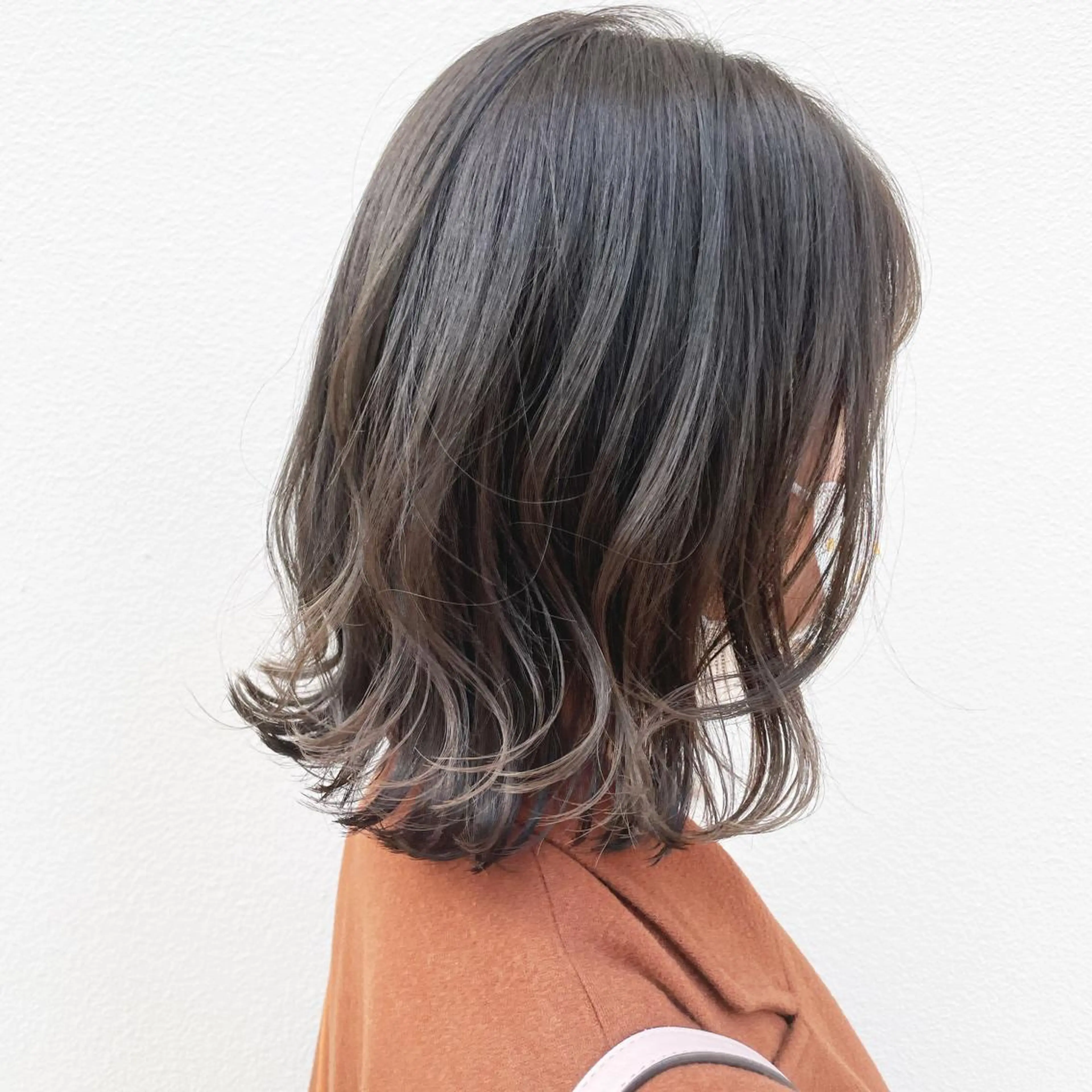 ミディアム カラー カット ヘアカラー トリートメント 嶋佐 昌大 シマサマオのヘアスタイル