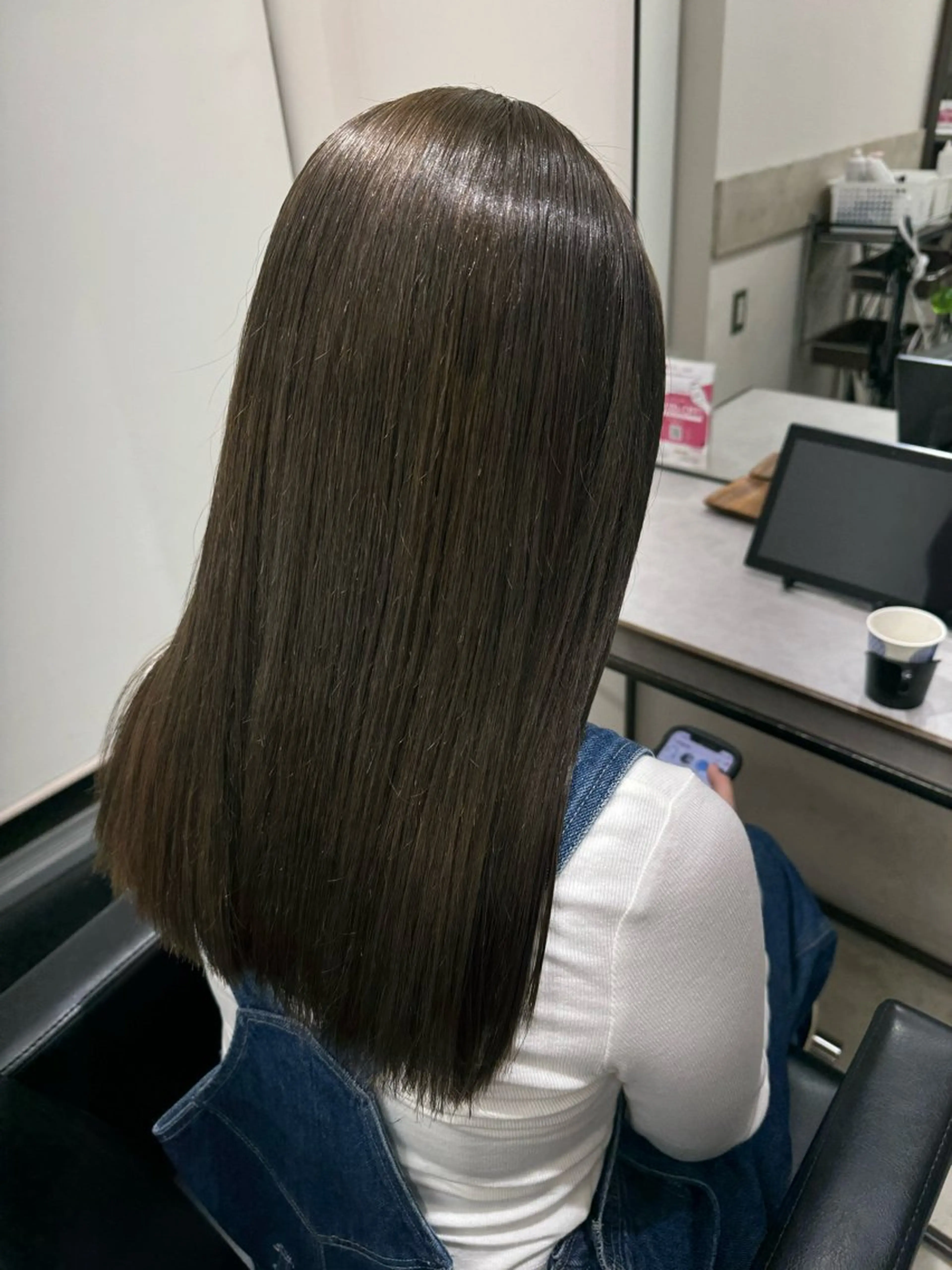 ロング カラー ベージュカラー ブリーチ カット ヘアカラー トリートメント 透明感カラー✨艶髪 制作🌱山根あゆみのヘアスタイル