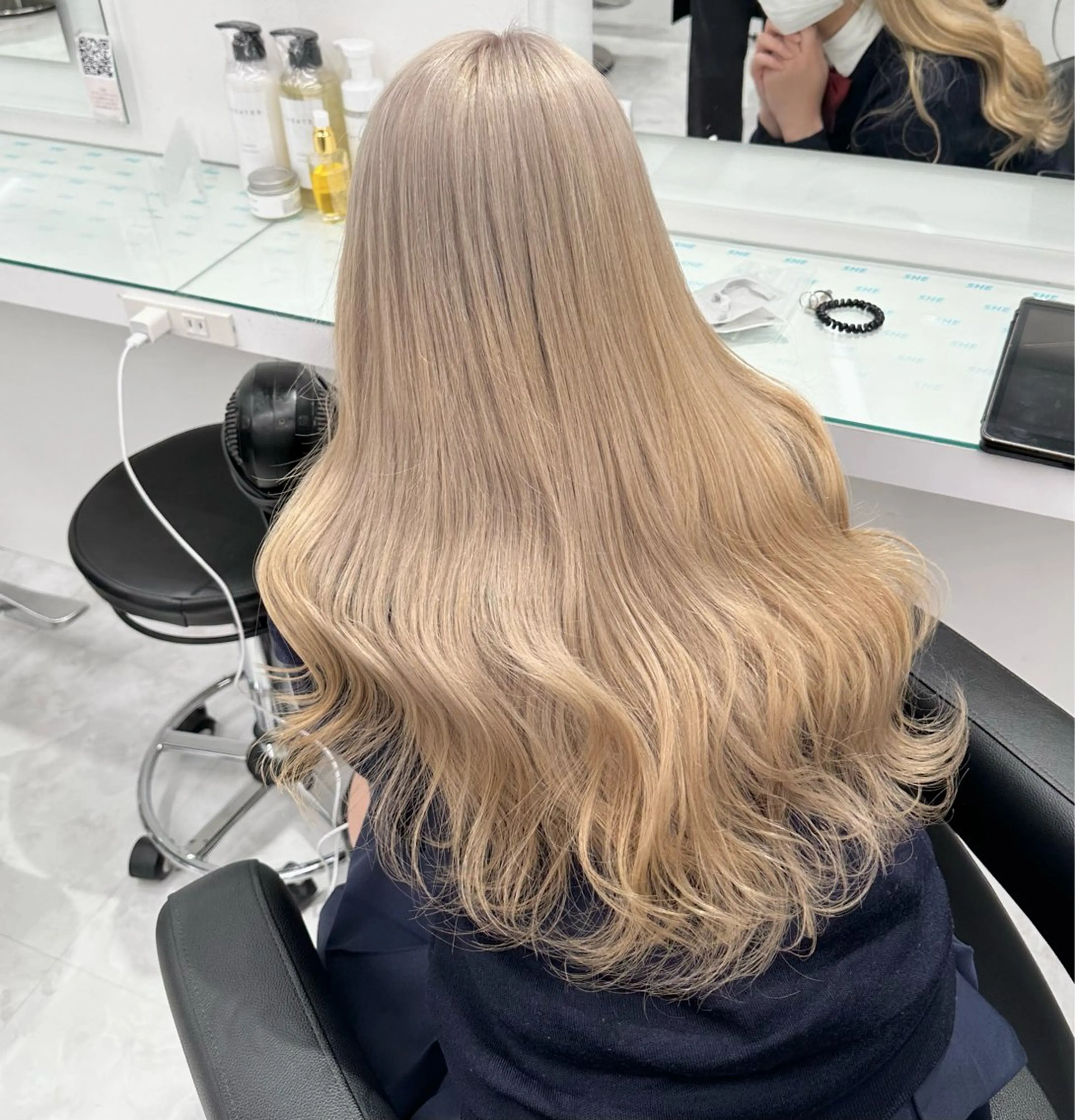 ロング カラー 🎀淡めモテカラー WAKANA🎀のヘアスタイル