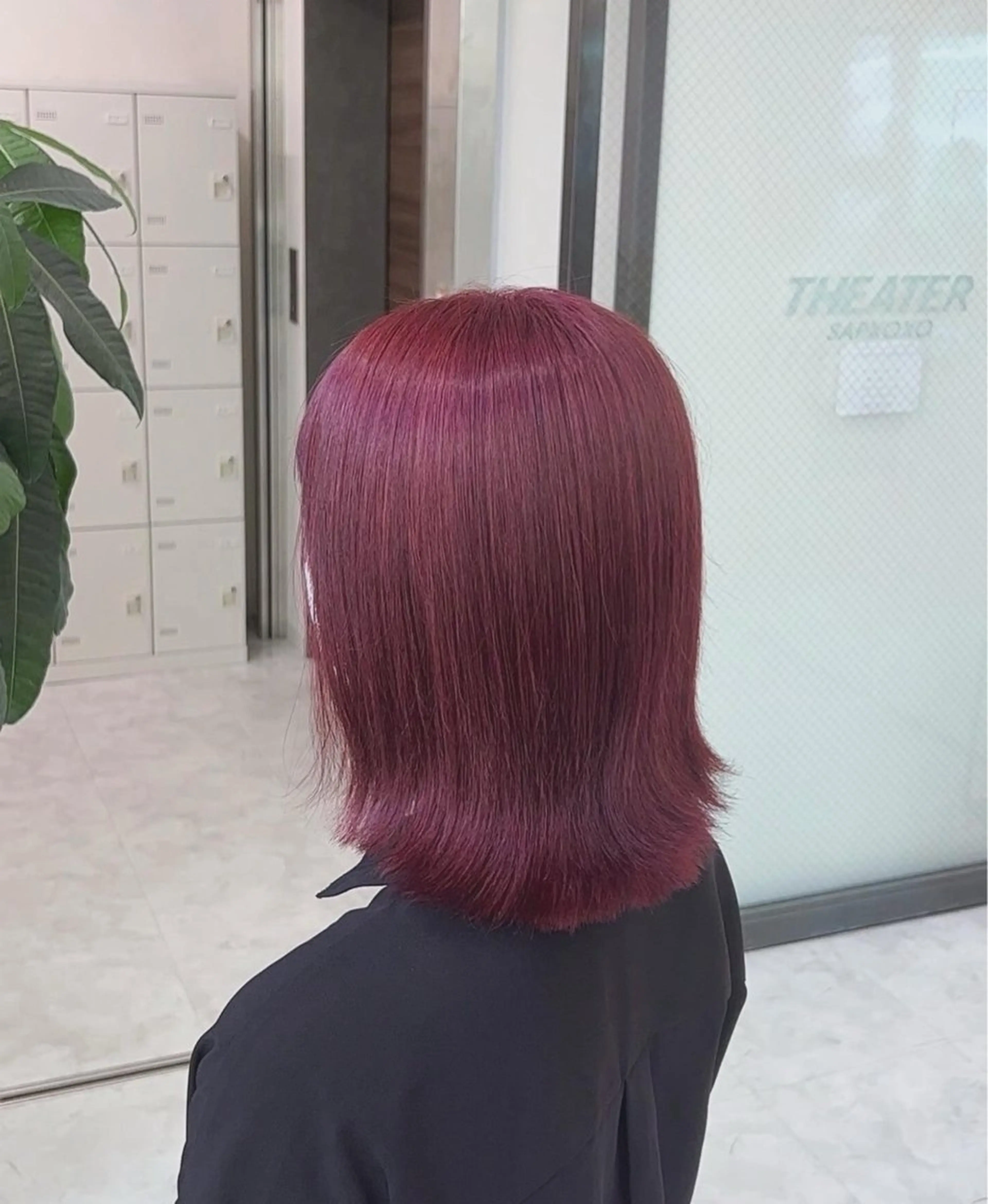 セミロング カラー ヘアアレンジ 韓国風🤍グレ ージュ🤍たくみのヘアスタイル