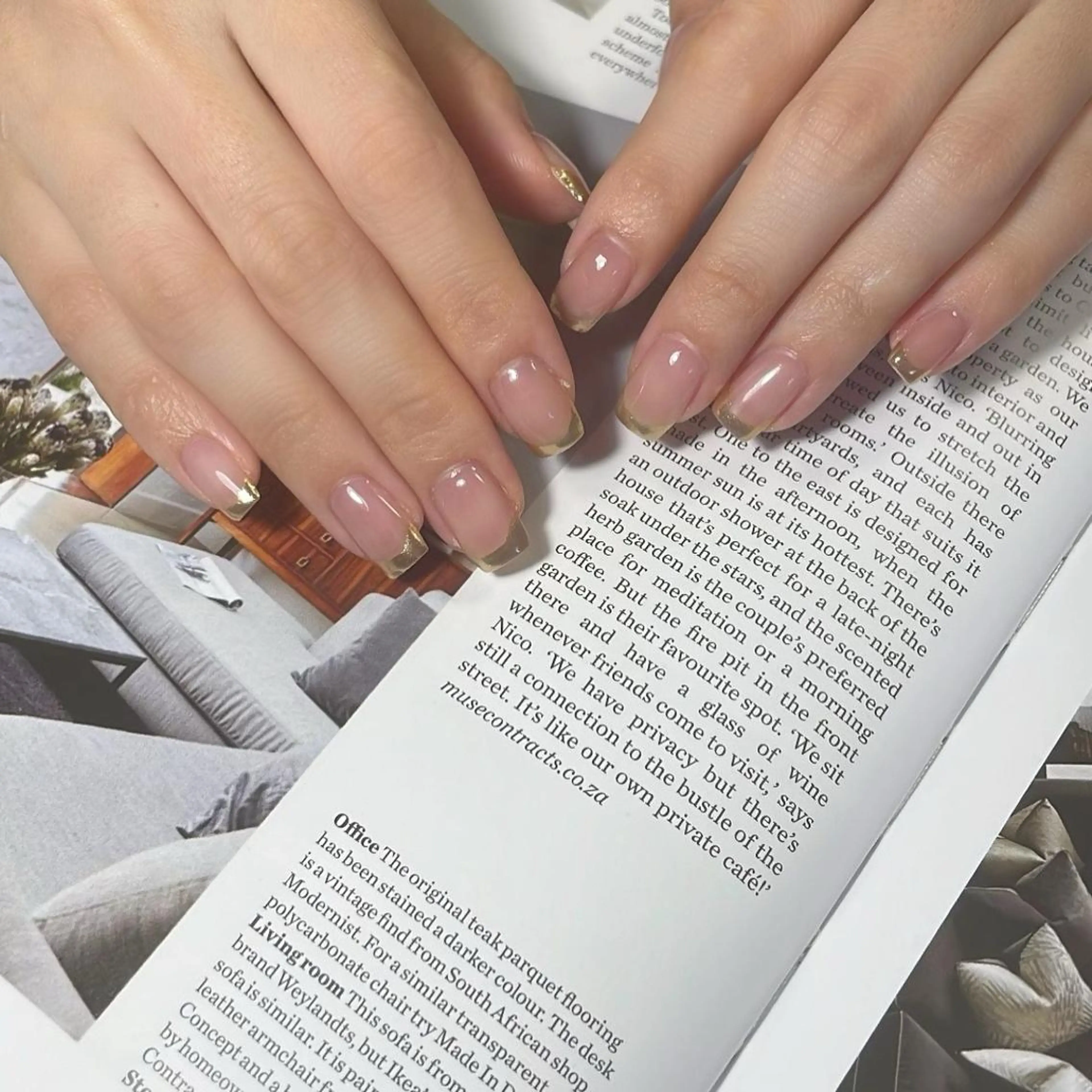 ネイル フレンチネイル ゴールド ミラーネイル Lofinails ちひろのネイルデザイン