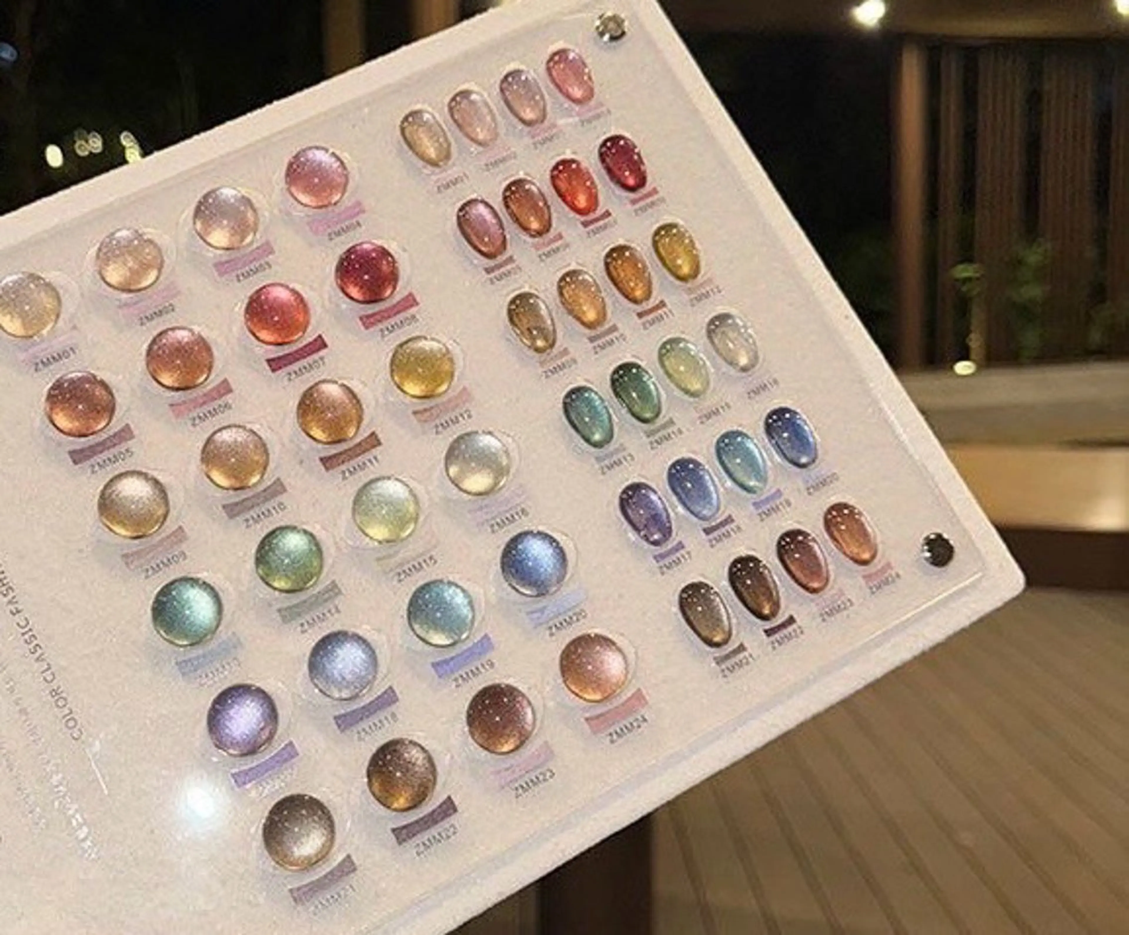 ネイル ジェルネイル マグネットネイル ビー玉ネイル MOMO nail所属・NIITSU 川崎のネイルデザイン