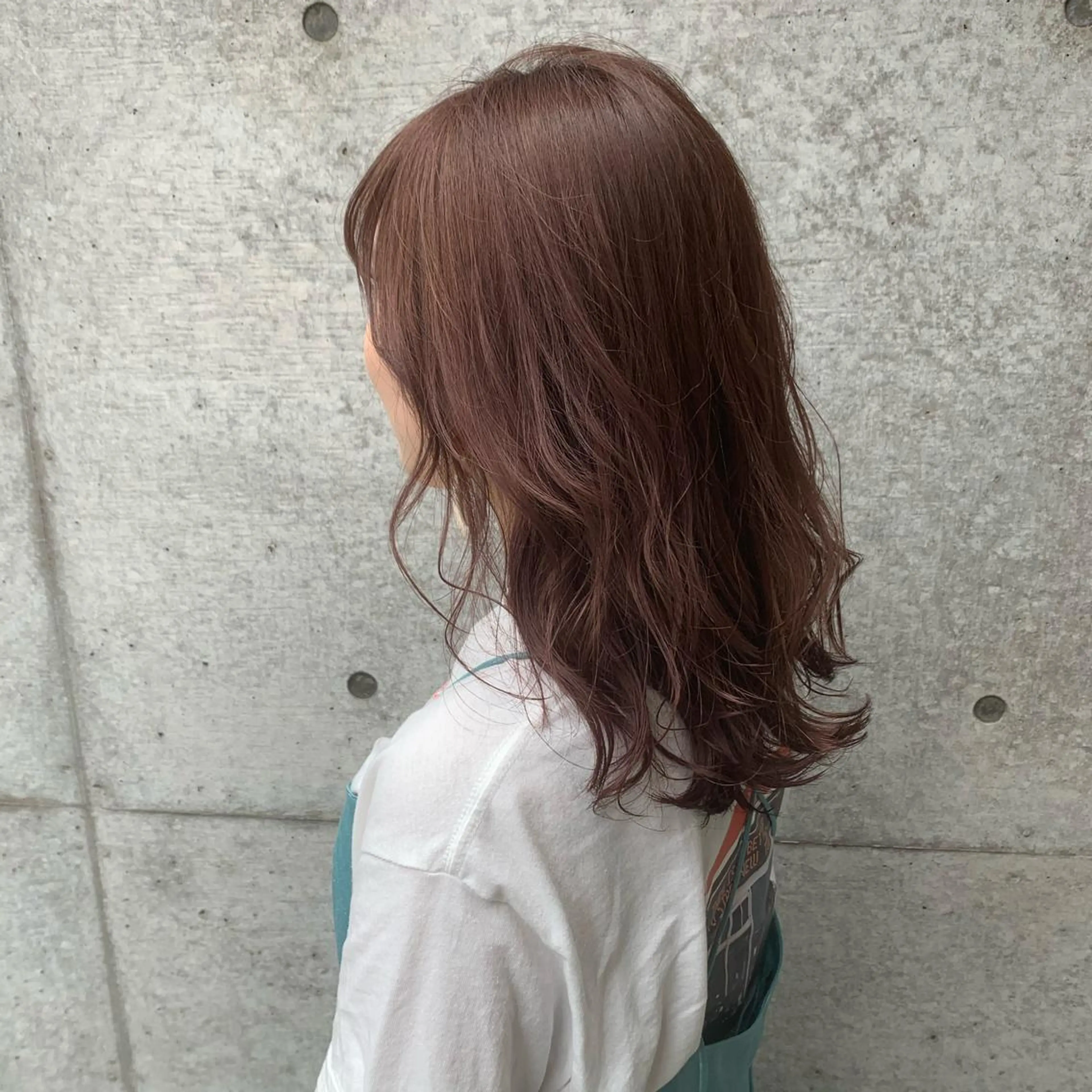 カラー ベージュカラー ブリーチ ピンクカラー ピンクベージュ kimika🥑 メンズ/髪質改善のヘアスタイル