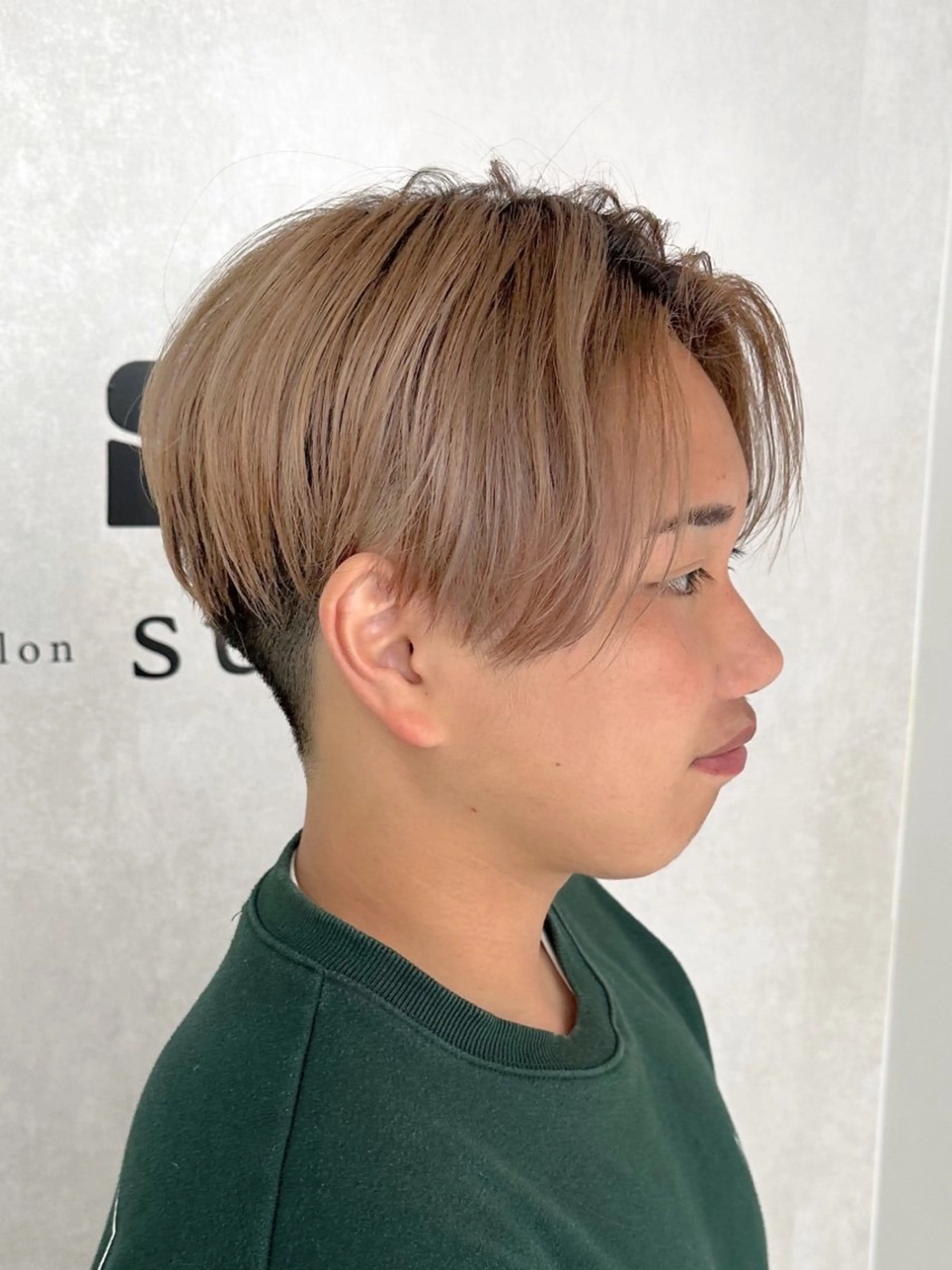 カラー メンズ 濱口 健慎のヘアスタイル