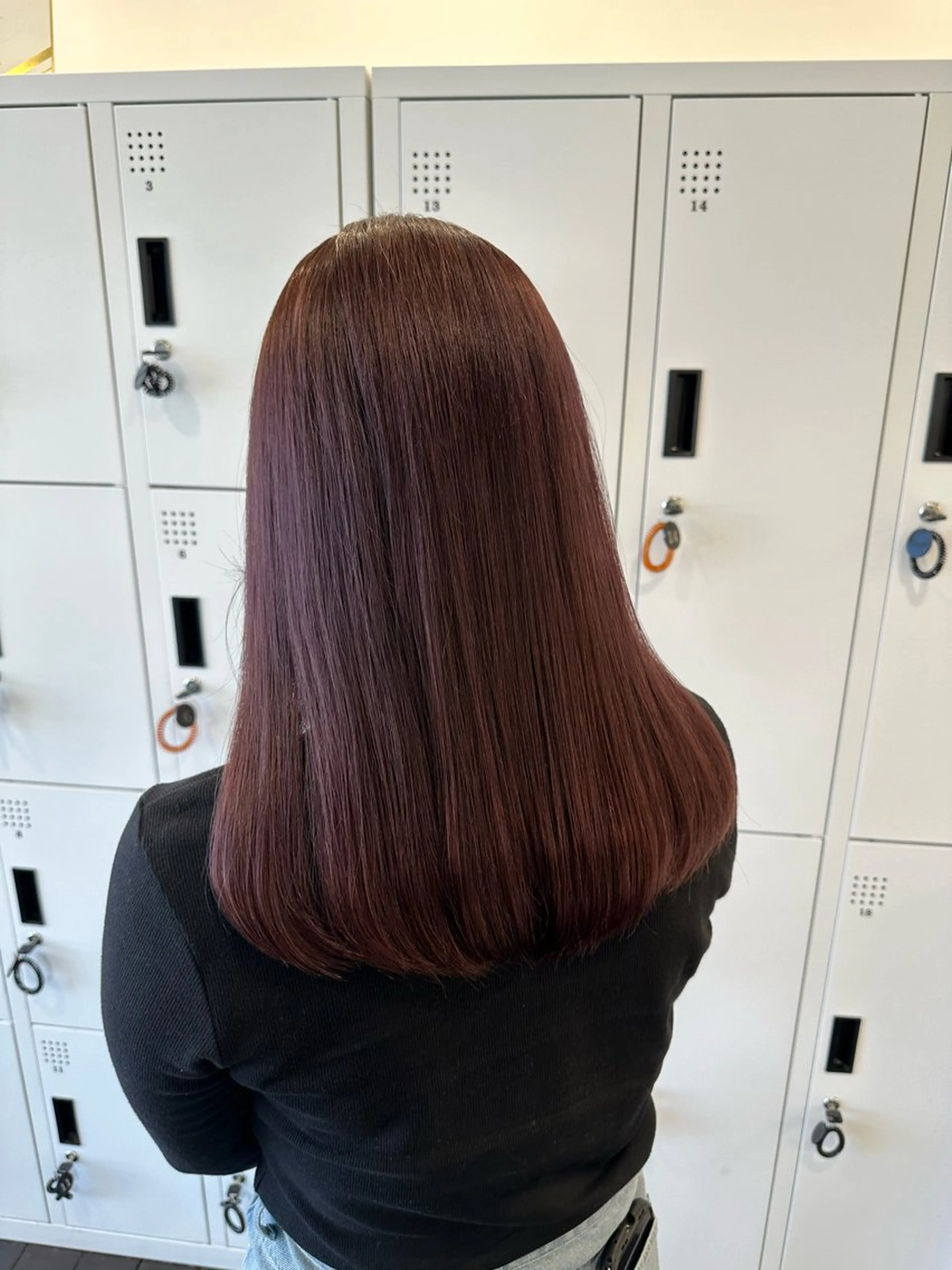 ロング カラー 奥澤 祐花のヘアスタイル
