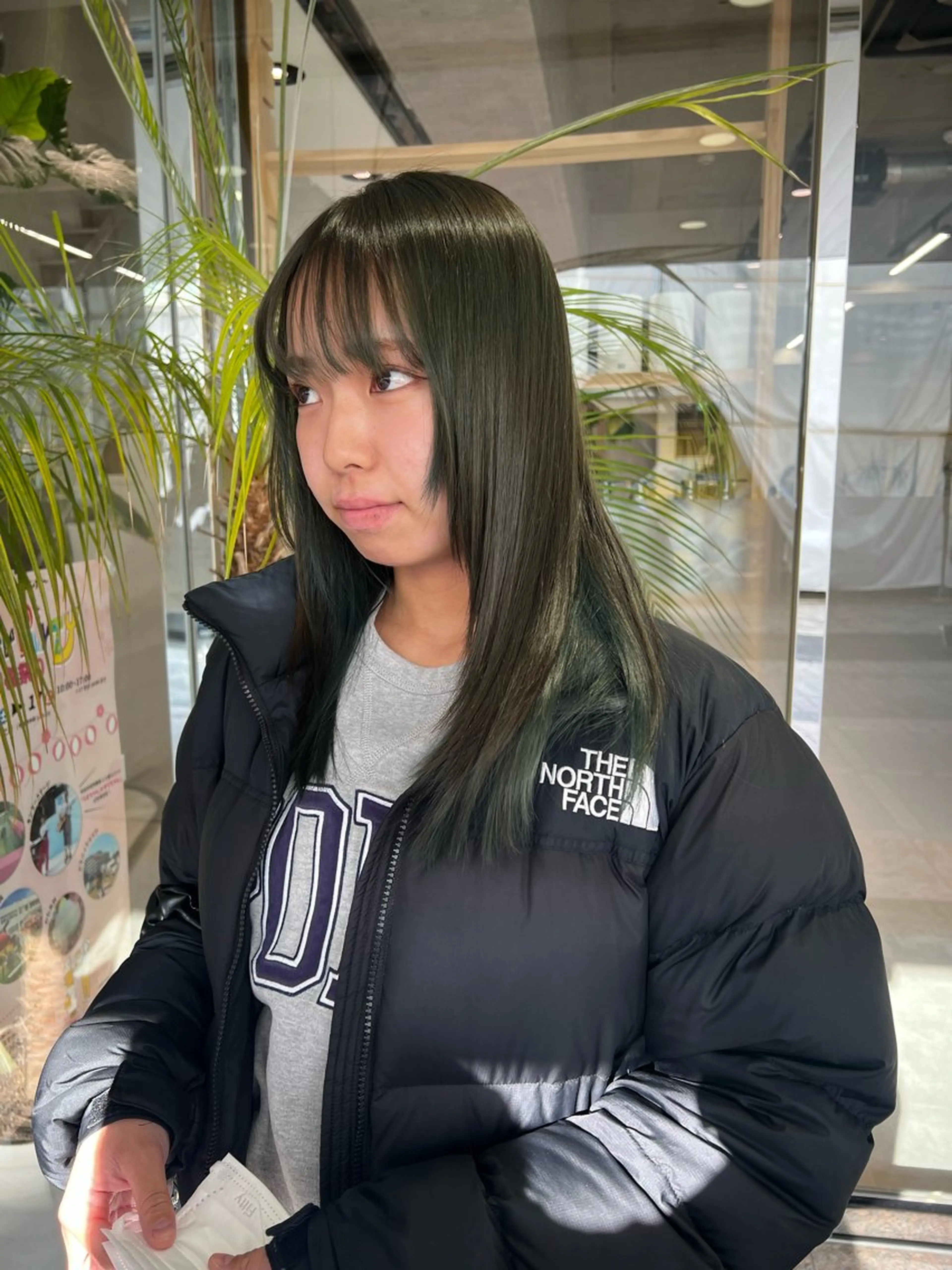 セミロング カラー ダブルカラーブリーチ 髪質改善　縮毛矯正のヘアスタイル