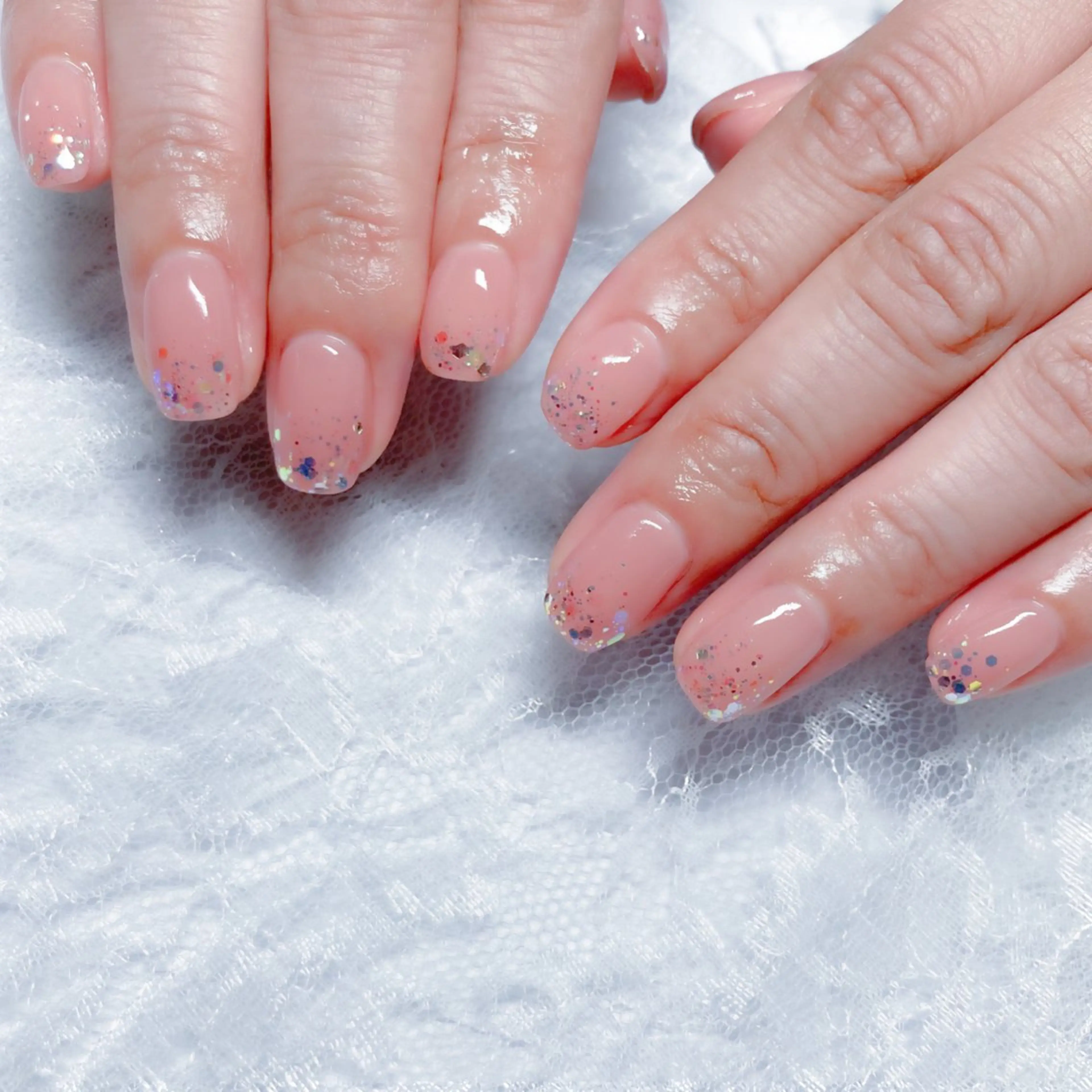 ネイル キラキラネイル ラメ(グリッター) オフィスネイル ワンカラーネイル ピンク ハンドネイル Terrace＋所属・Terrace＋ Nailのネイルデザイン