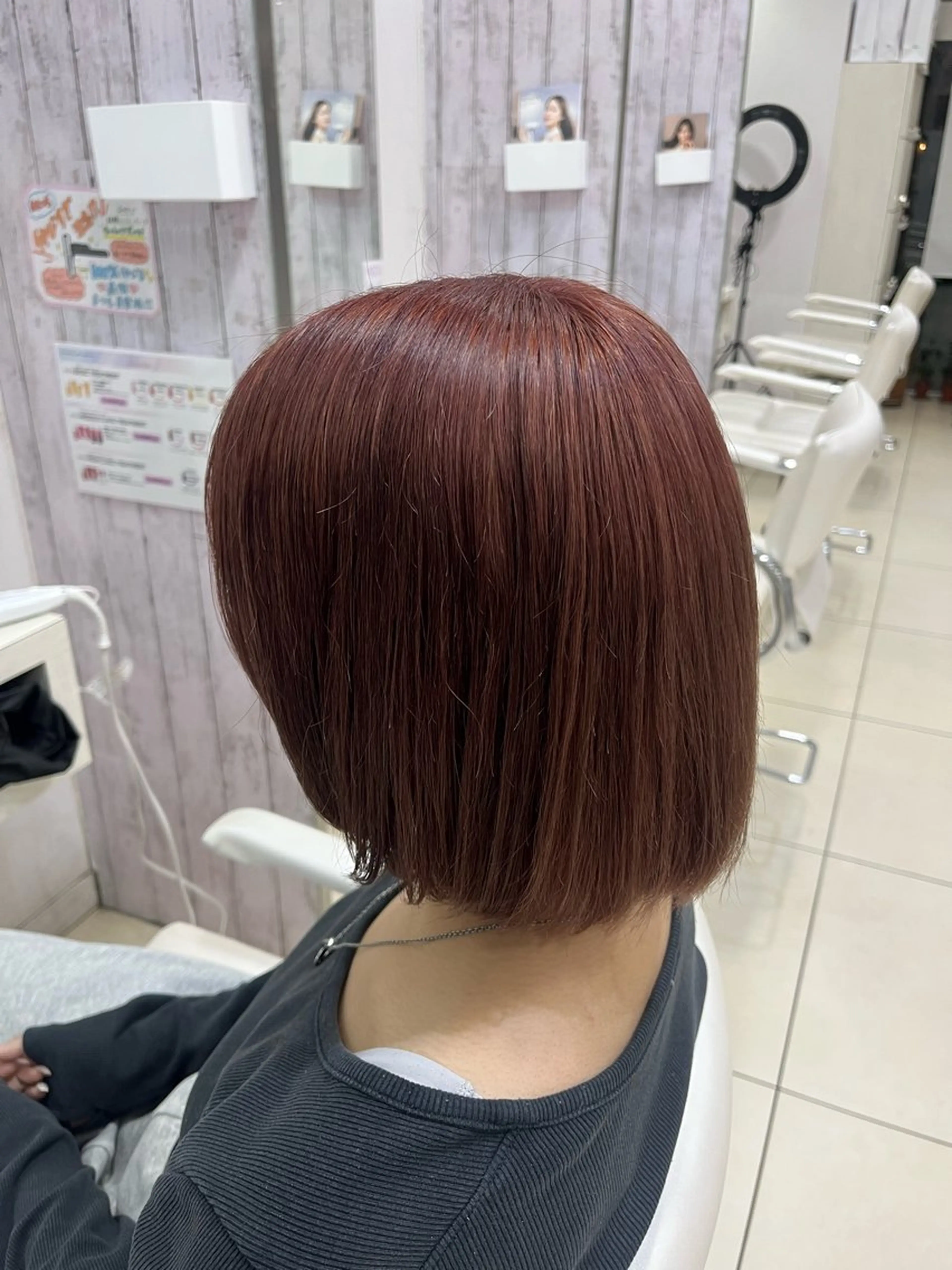 セミロング ヘアカラー トリートメント 【髪質改善カラー】 あむ·. ⟡ 🖤のヘアスタイル