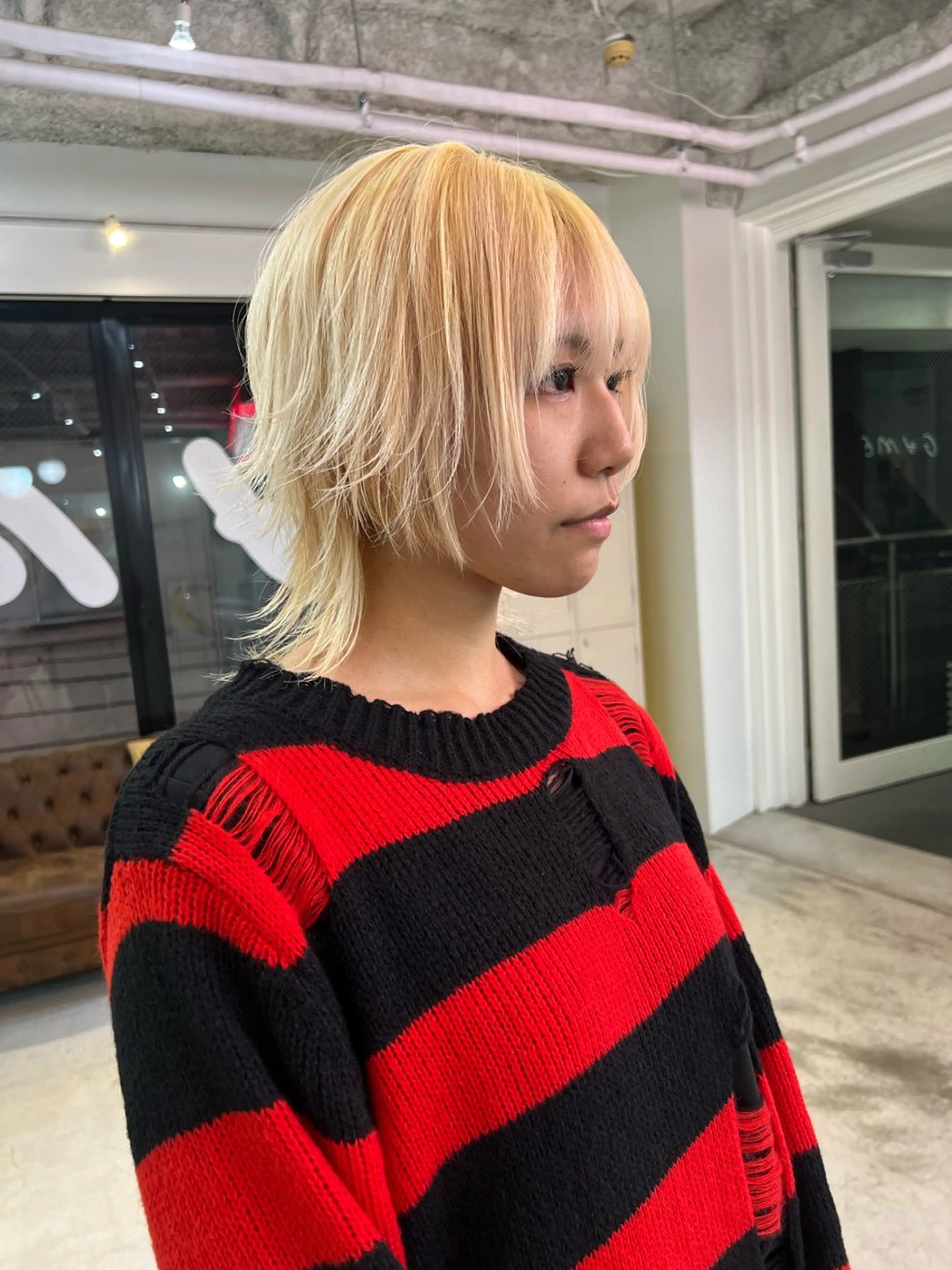ミディアム カット ヘアカラー 💥ウルフカット デザインあんな💥のヘアスタイル