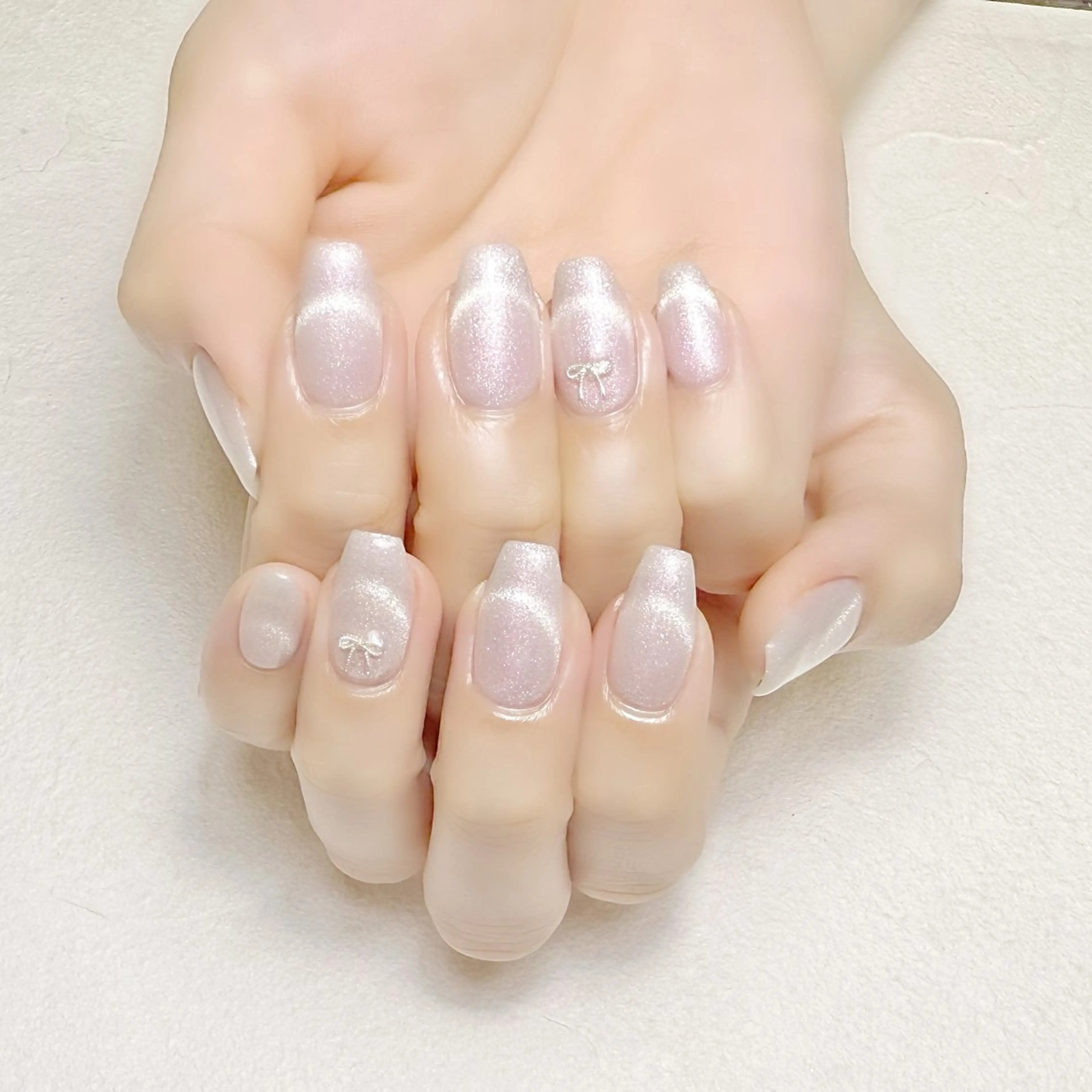 ネイル フレンチネイル マグネットネイル マグネットフレンチ オフィスネイル リボン rouse nail RISATOのネイルデザイン