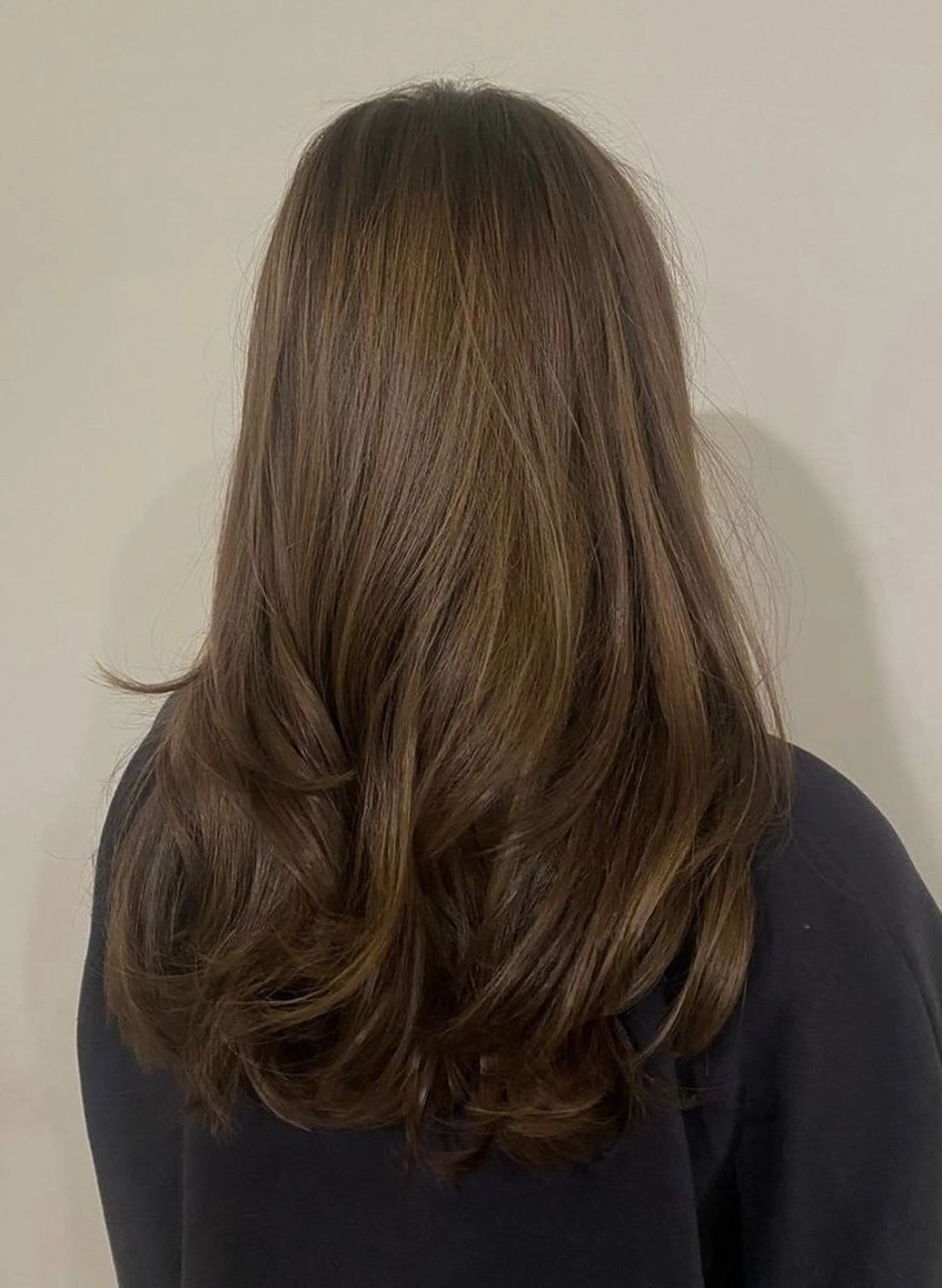 ロング ヘアカラー コテ巻き風パーマ🫧 韓国パーマ反町海大のヘアスタイル