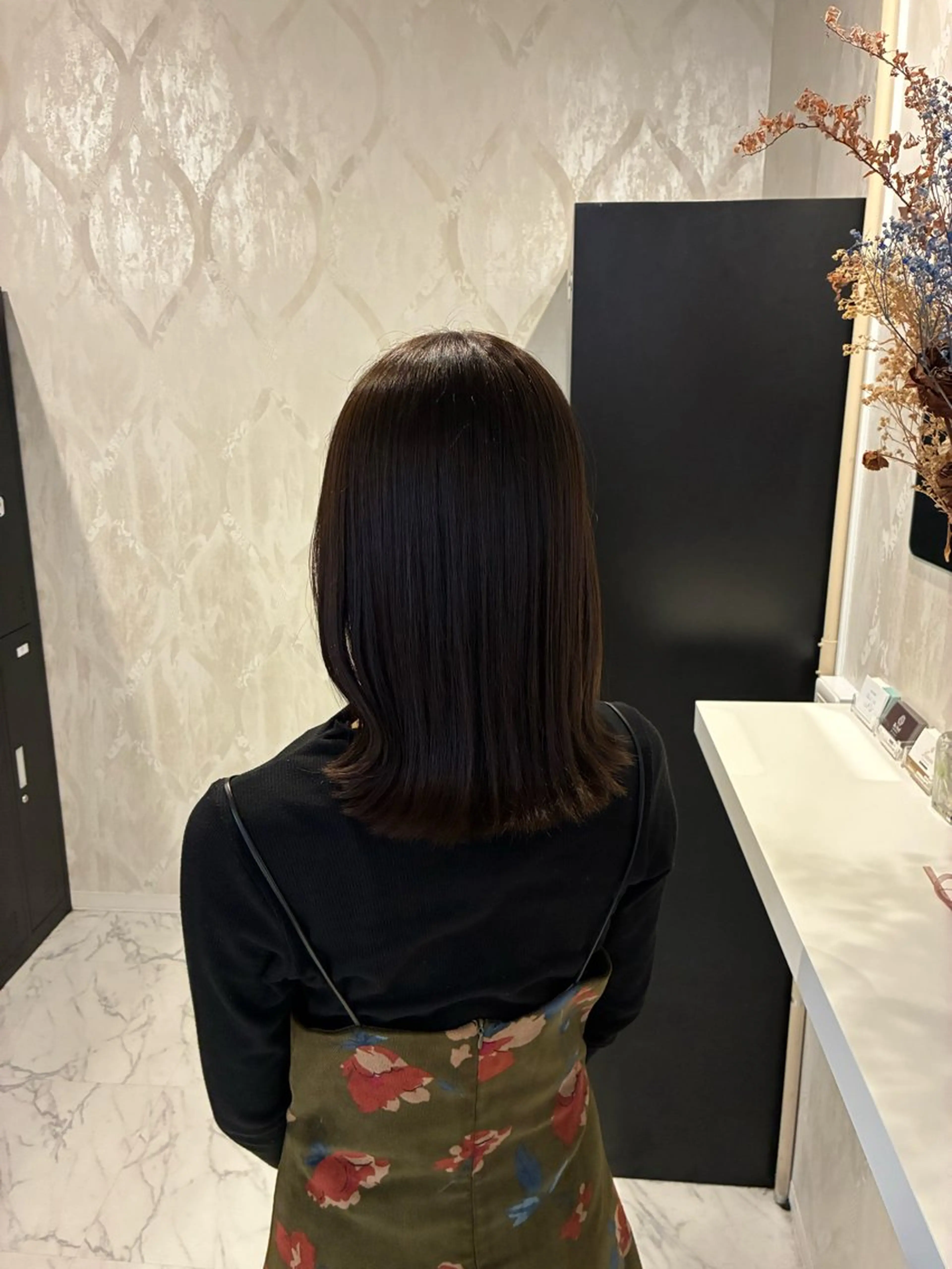 ミディアム ハナダ メイのヘアスタイル