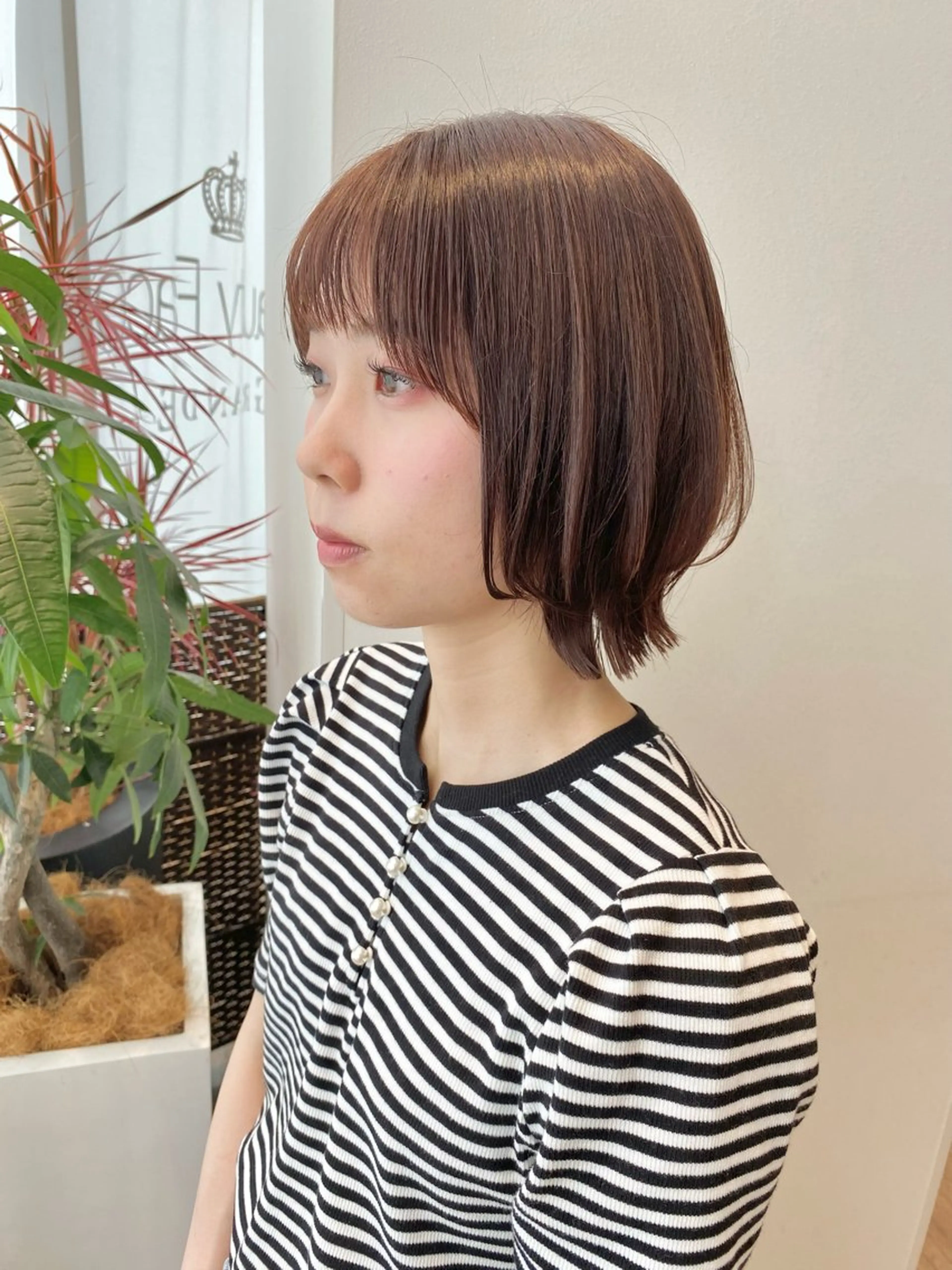 ショート カット 小町康耀　ボブ /顔周りレイヤーのヘアスタイル