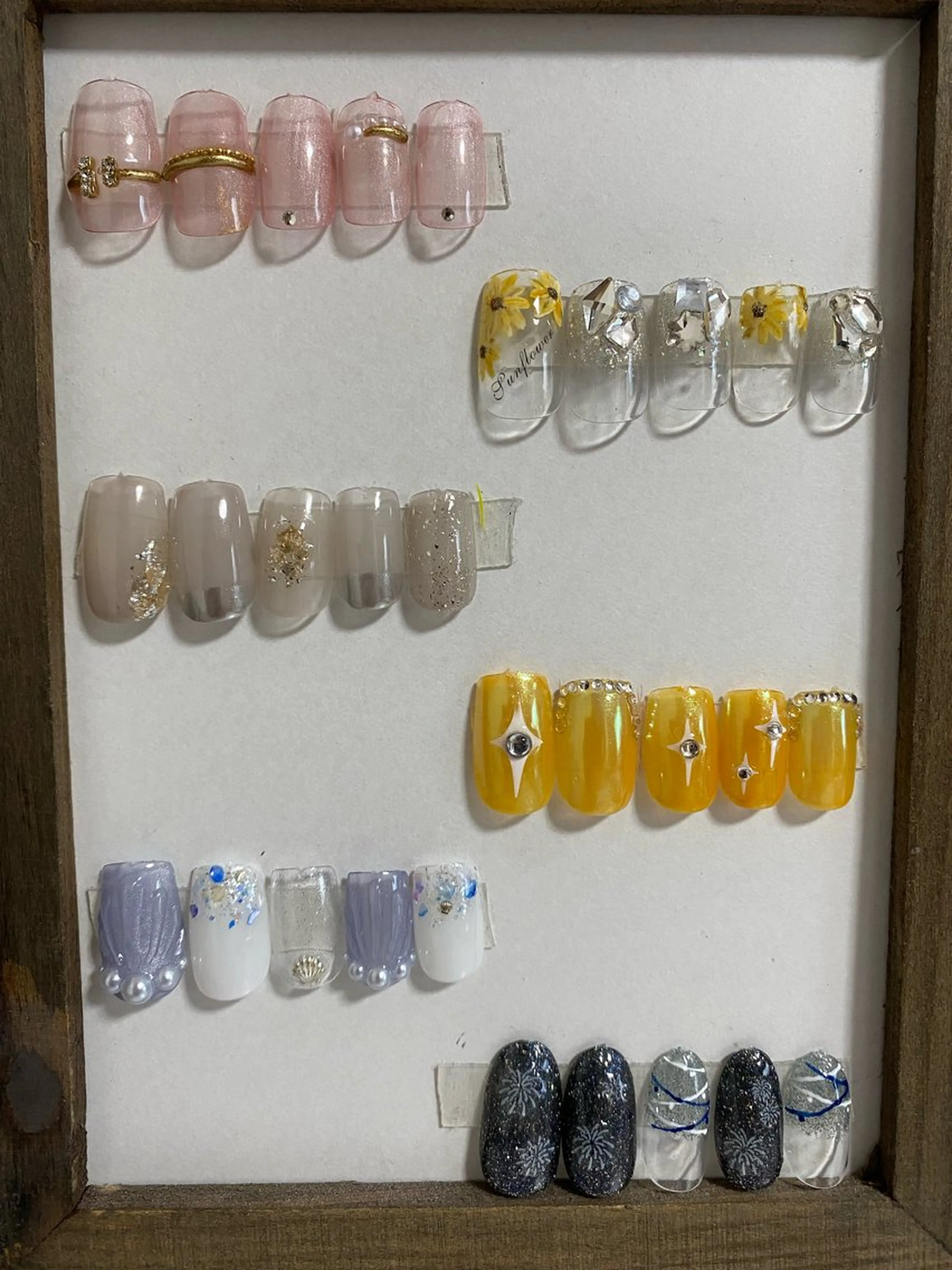 サンプルorシンプル4本アート（他店オフ）の写真