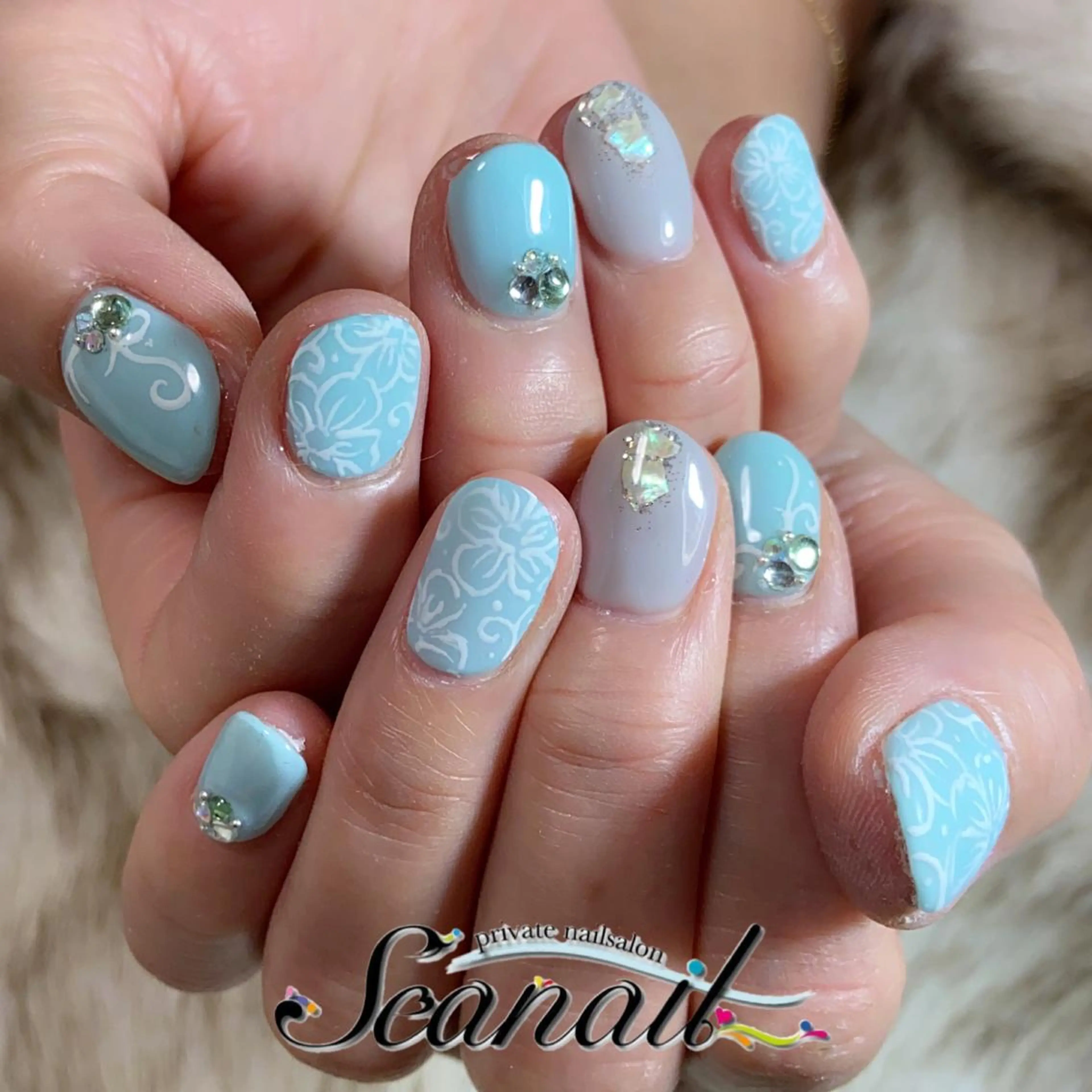 ネイル アートネイル フットネイル ジェルネイル 持ち込み 赤色 小尾 栞のネイルデザイン