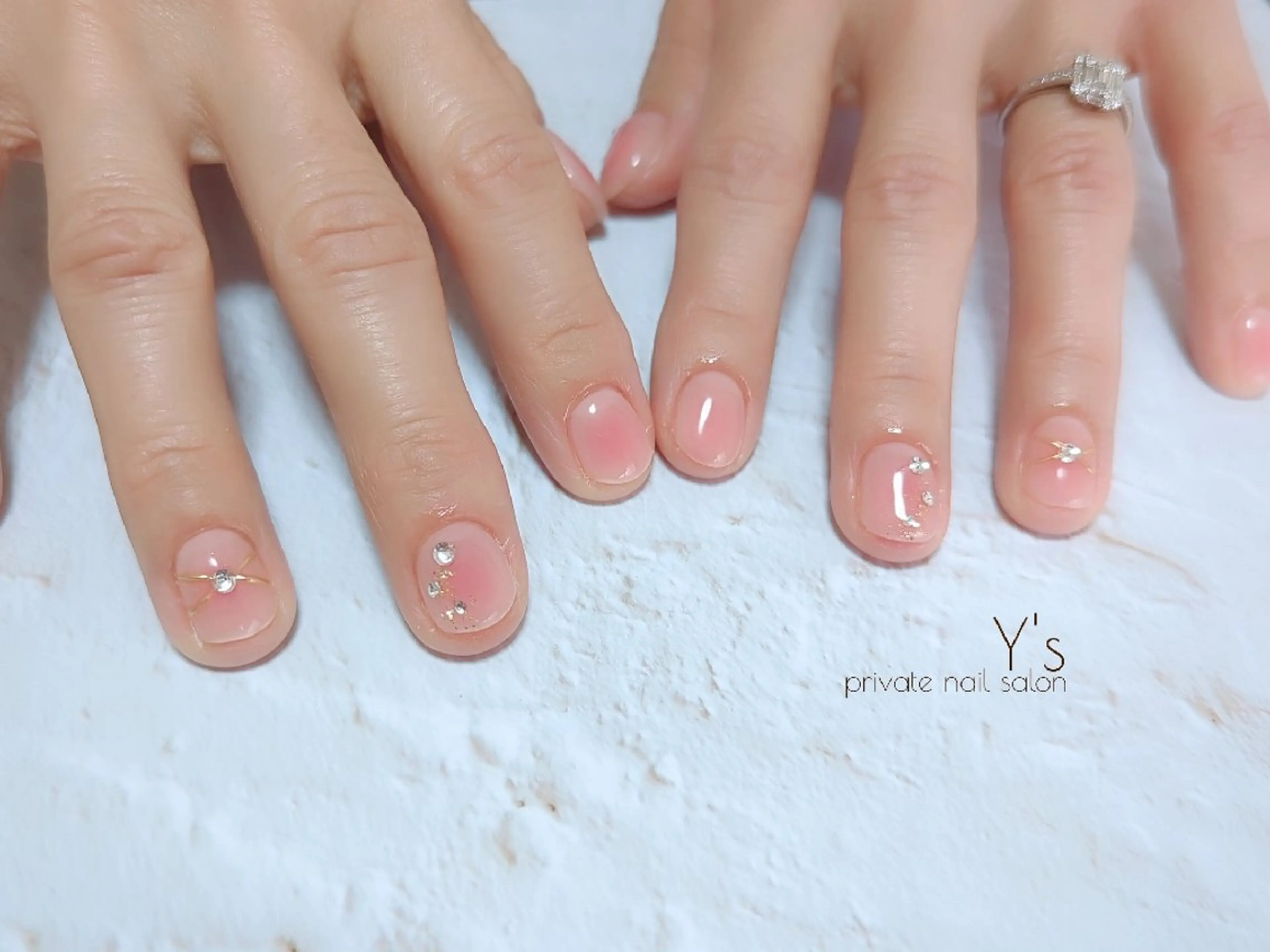 ネイル ハンドネイル YUMI NAGAI  のネイルデザイン