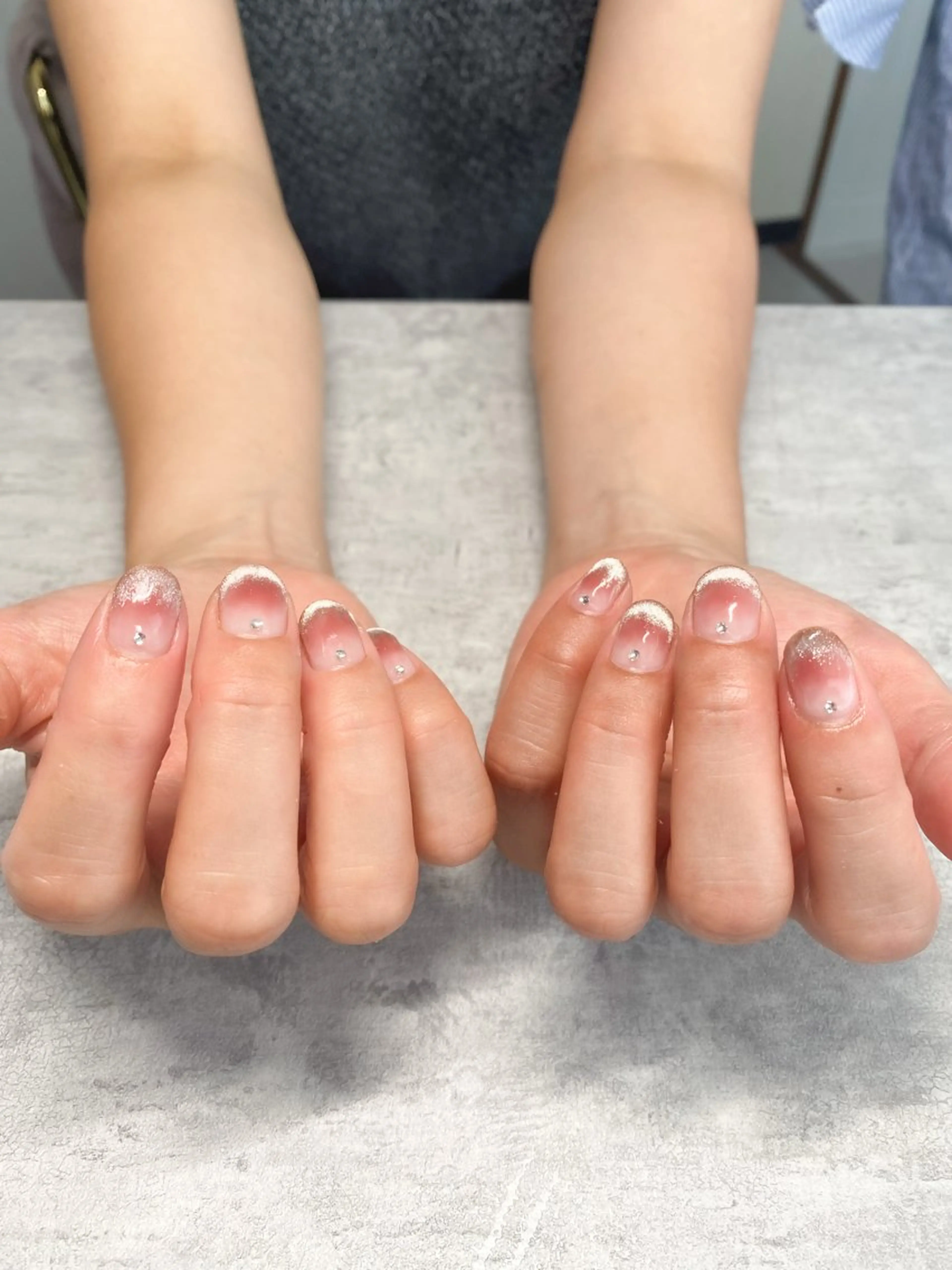ネイル チークネイル フレンチネイル マグネットネイル マグネットフレンチ nail salon & U 【ネイルサロン アンドユー】所属・nail salon & U【アンドユー】のネイルデザイン