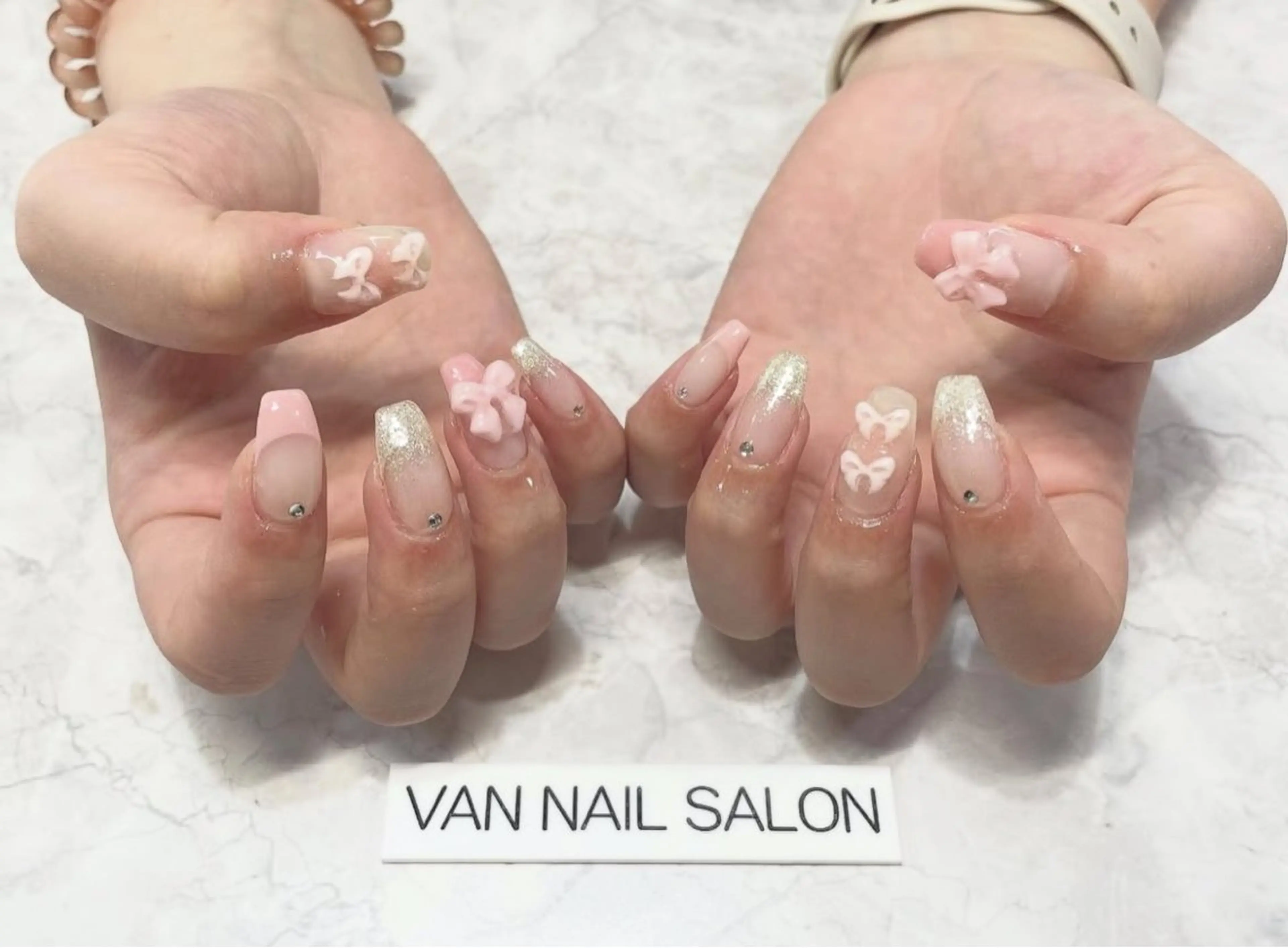 ネイル ハンドネイル Van Nail Salonのネイルデザイン