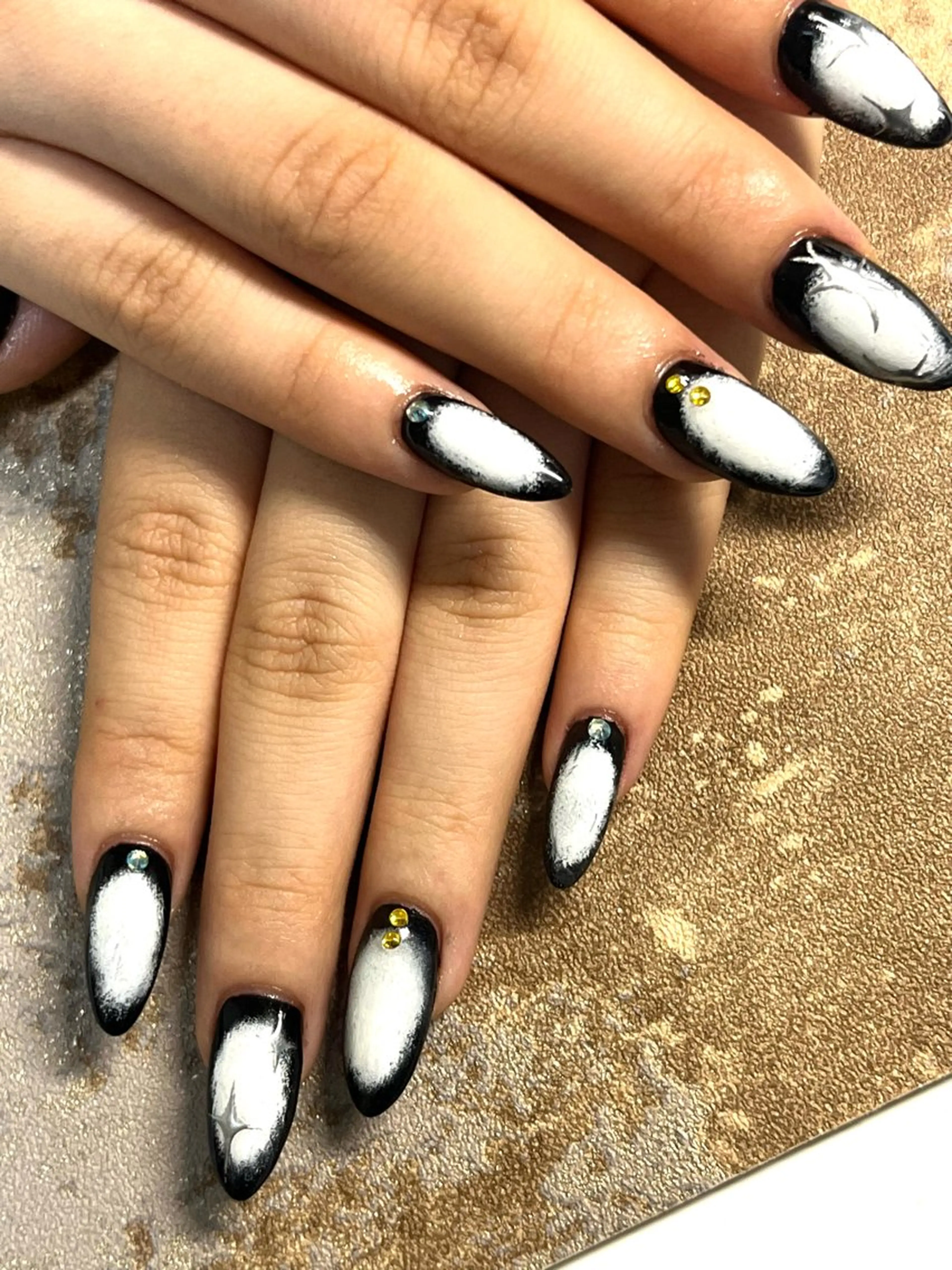 ネイル アートネイル チークネイル 長さ出し ワンカラーネイル スカルプネイル plaisir所属・plaisir プレジールネイルのネイルデザイン