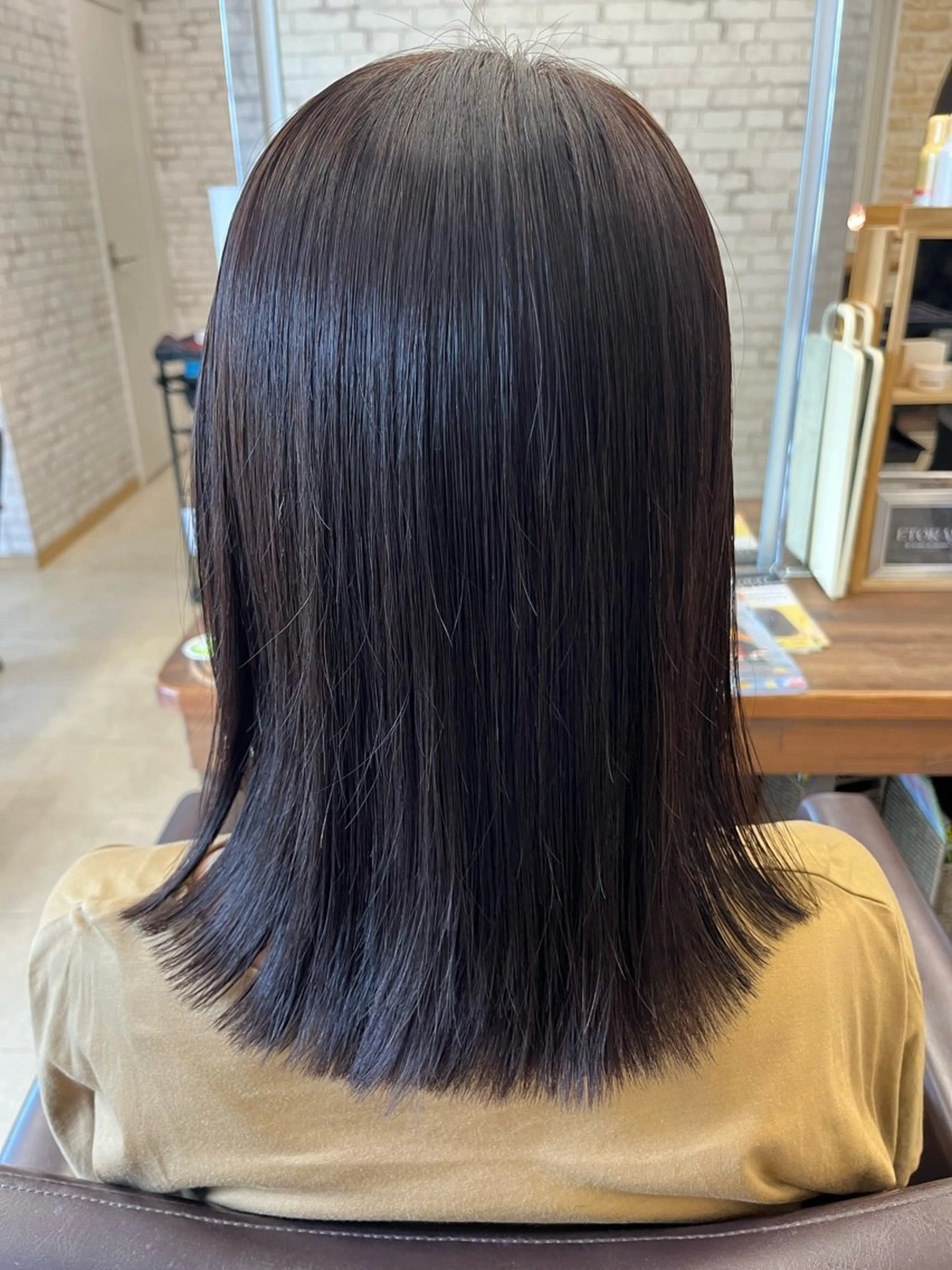 ミディアム カット NeoestLog by あんくるトム所属・ゆうき/ショート/ 美髪/ナチュラルのヘアスタイル