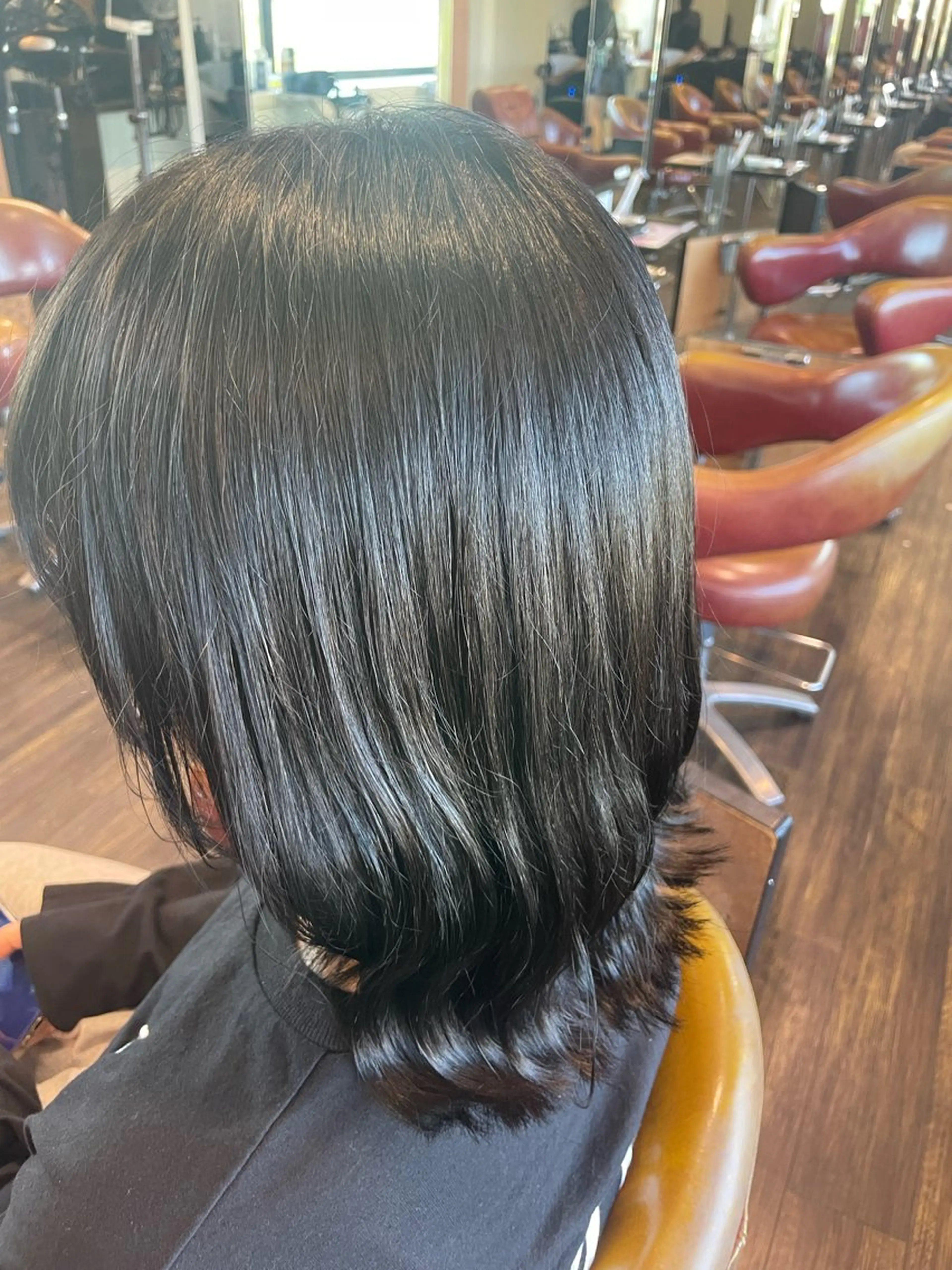 ロング カラー 黒髪 カット ヘアカラー 佐藤 綾郁のヘアスタイル