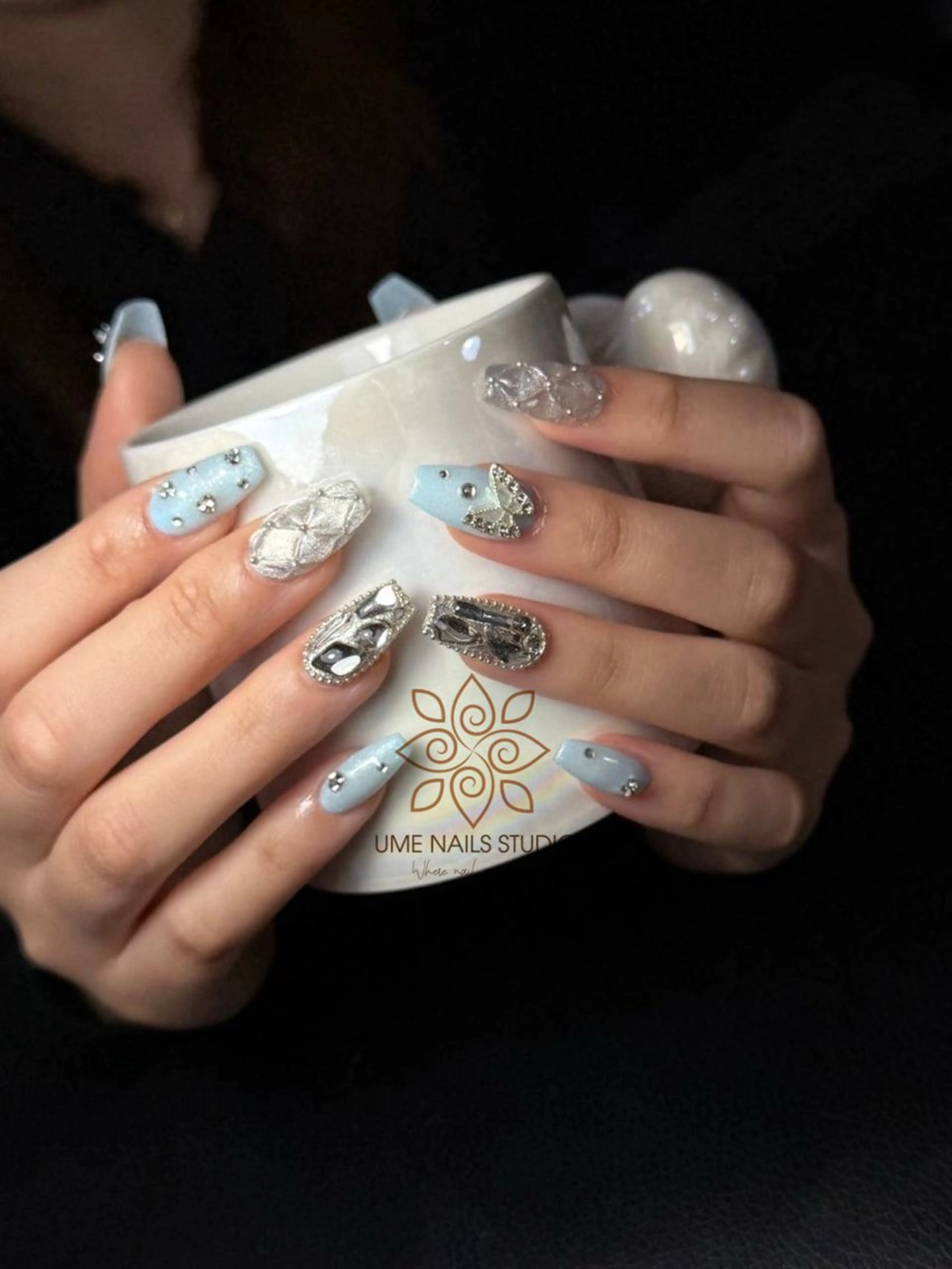 ネイル チークネイル クリアネイル ガーリー キラキラネイル 韓国ネイル ハンドネイル Ume Nail Studioのネイルデザイン