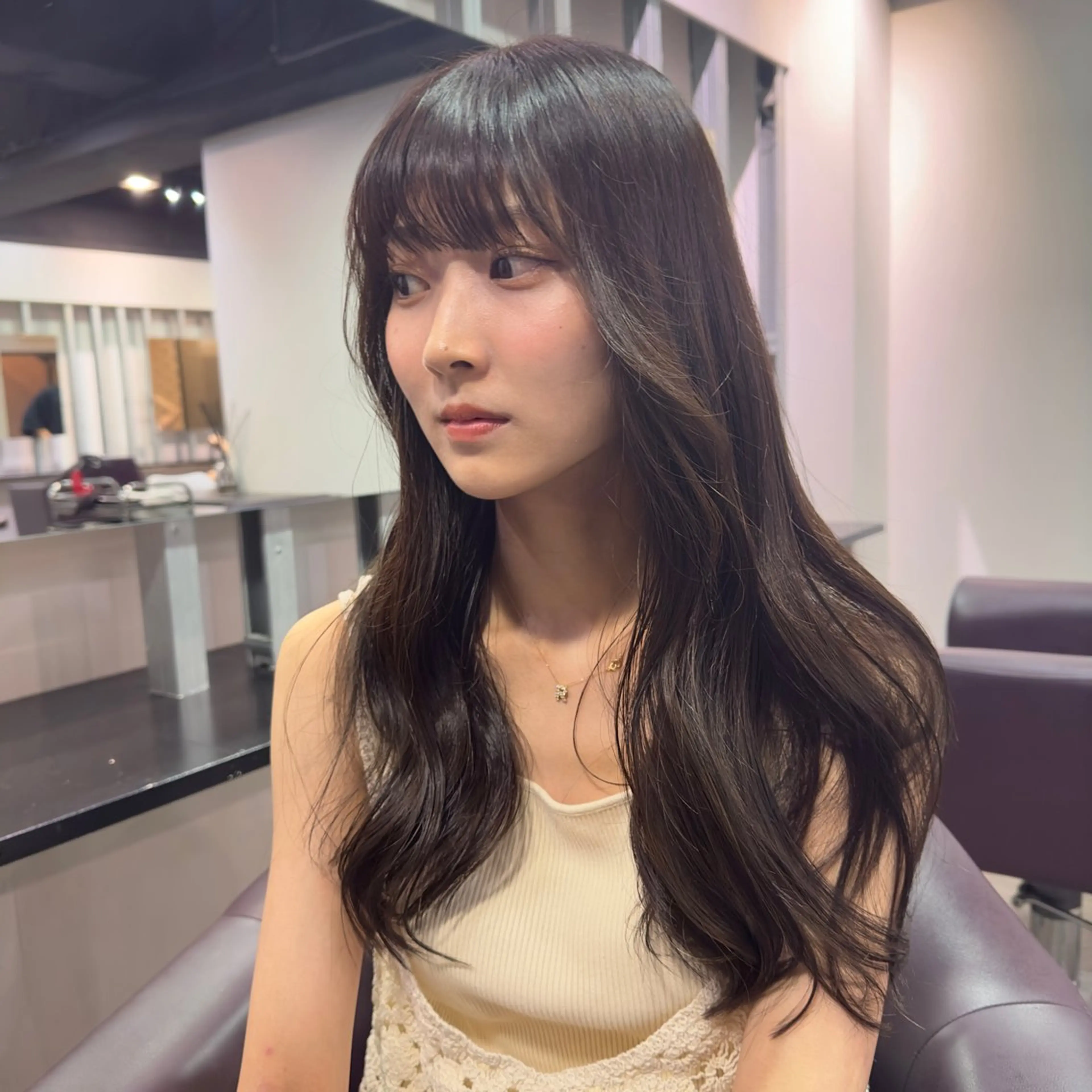 セミロング カラー おしゃれ海外風ヘアー 🏝️yudaiのヘアスタイル