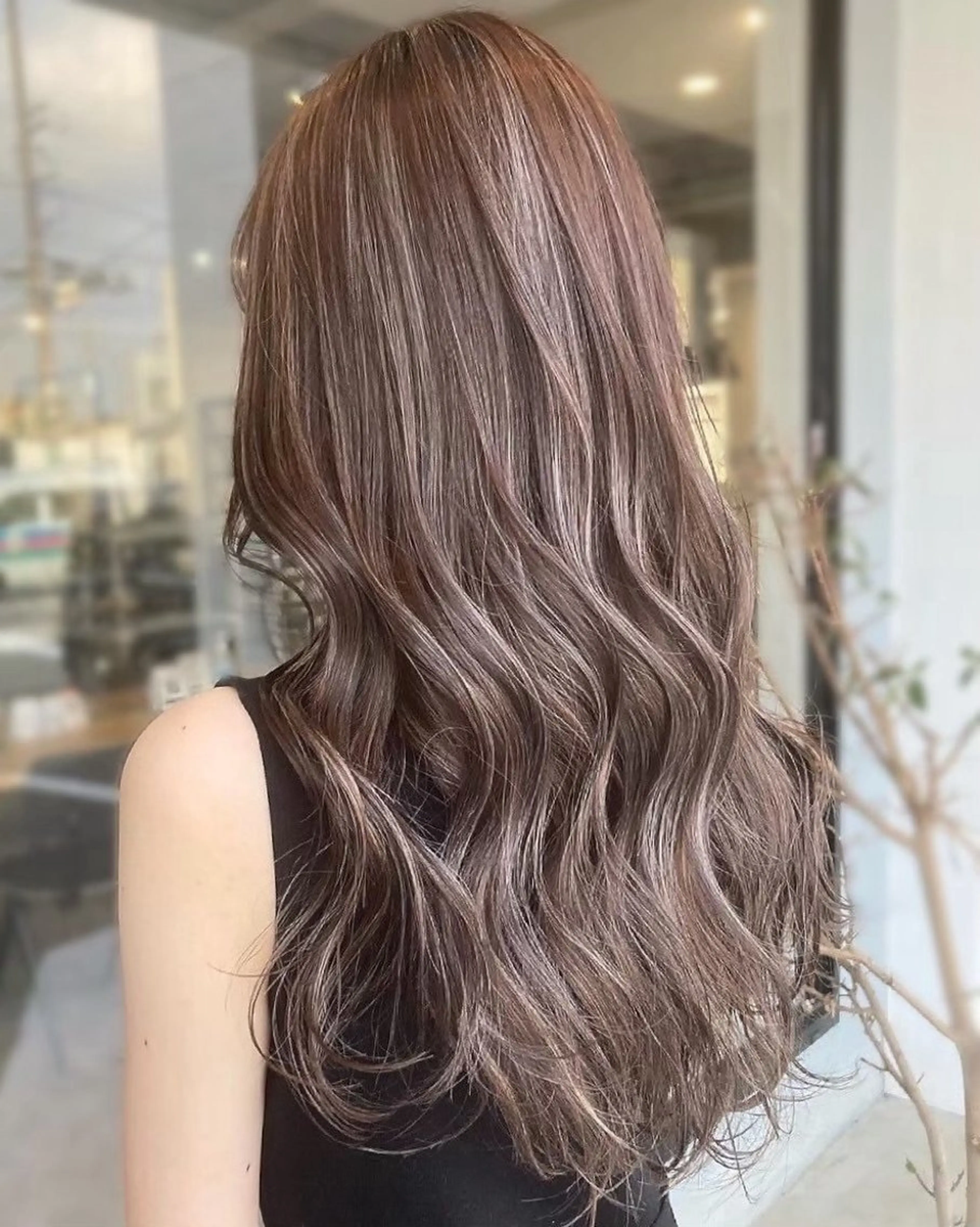 ロング 有村 涼のヘアスタイル