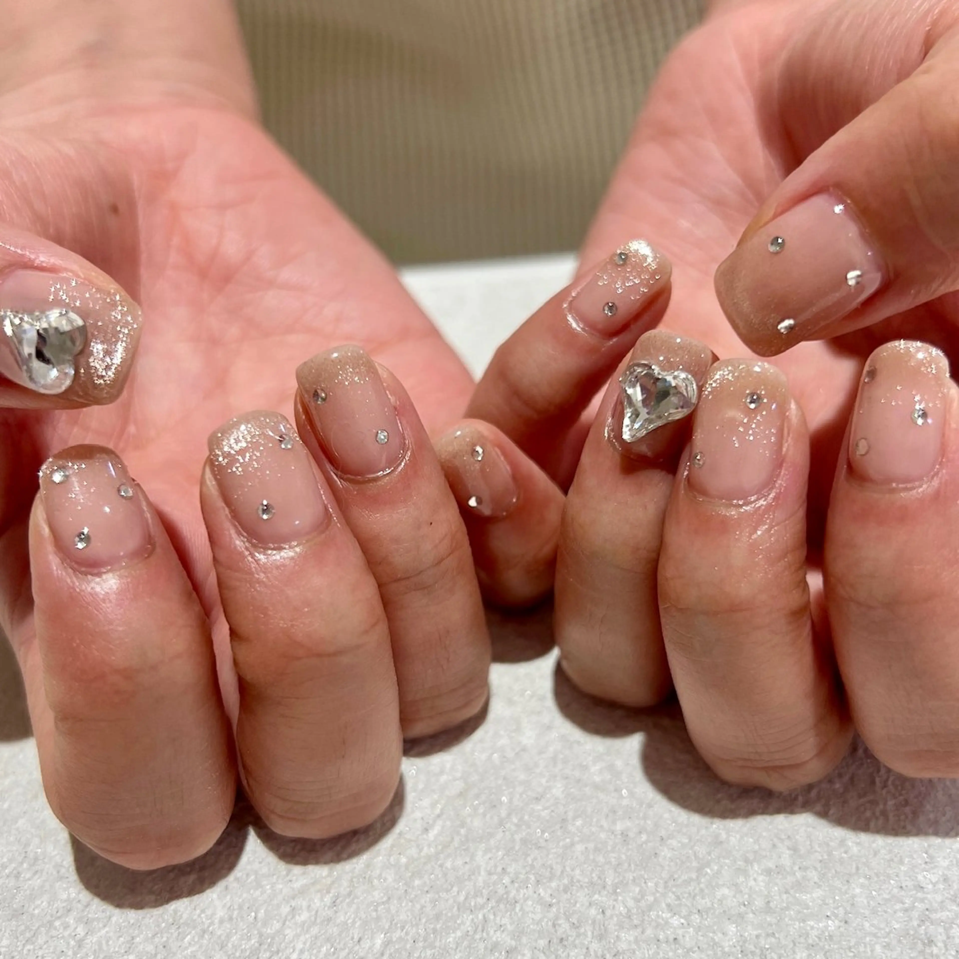 ネイル グラデーション 韓国ネイル ハンドネイル 個性派ニュアンス nuts nail所属・【池袋】nuts nail　なつみのネイルデザイン