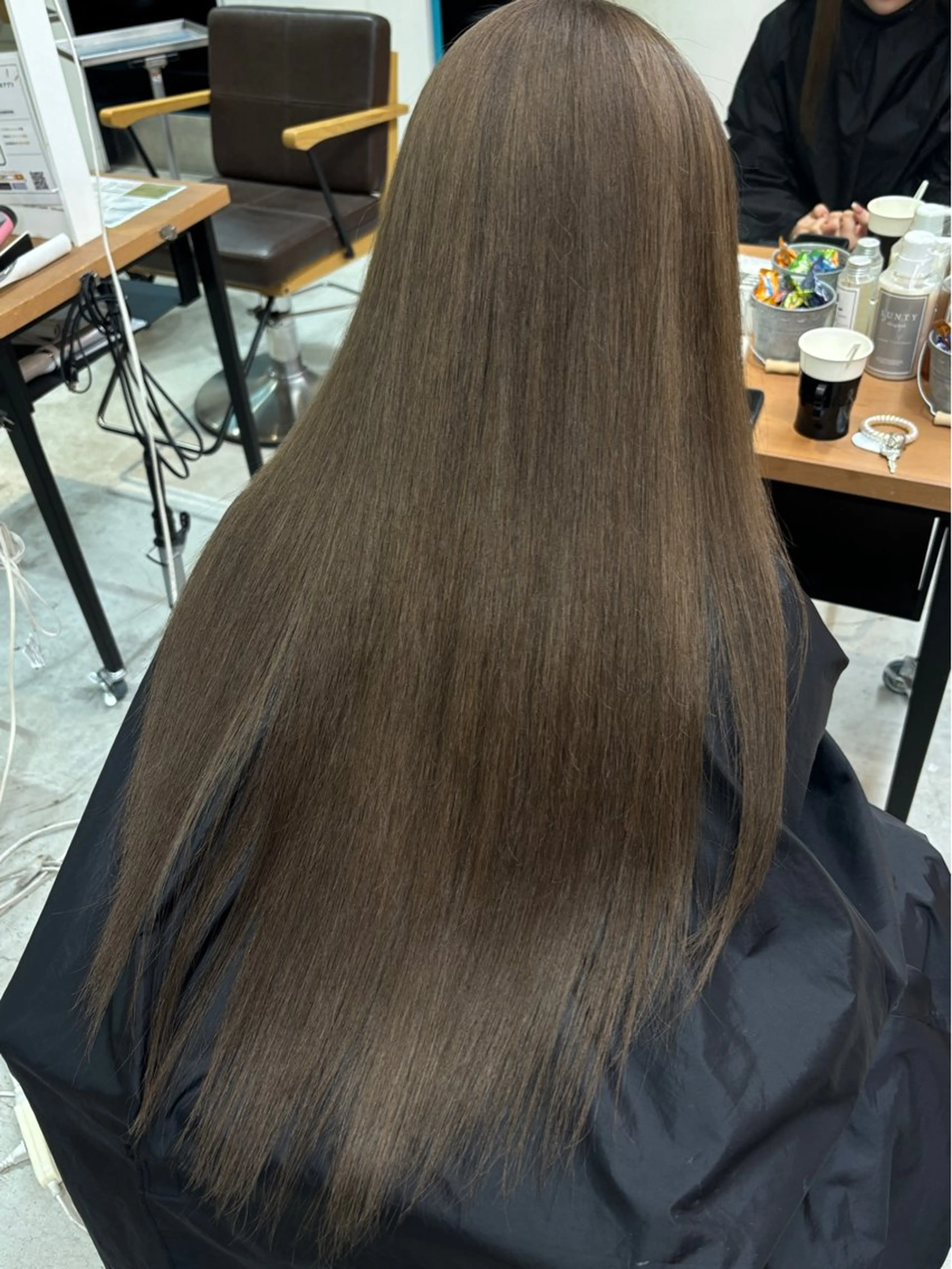 カラー ベージュカラー オリーブベージュ カット ヘアカラー トリートメント 韓国・網紅 🦋HONOKA🦋のヘアスタイル