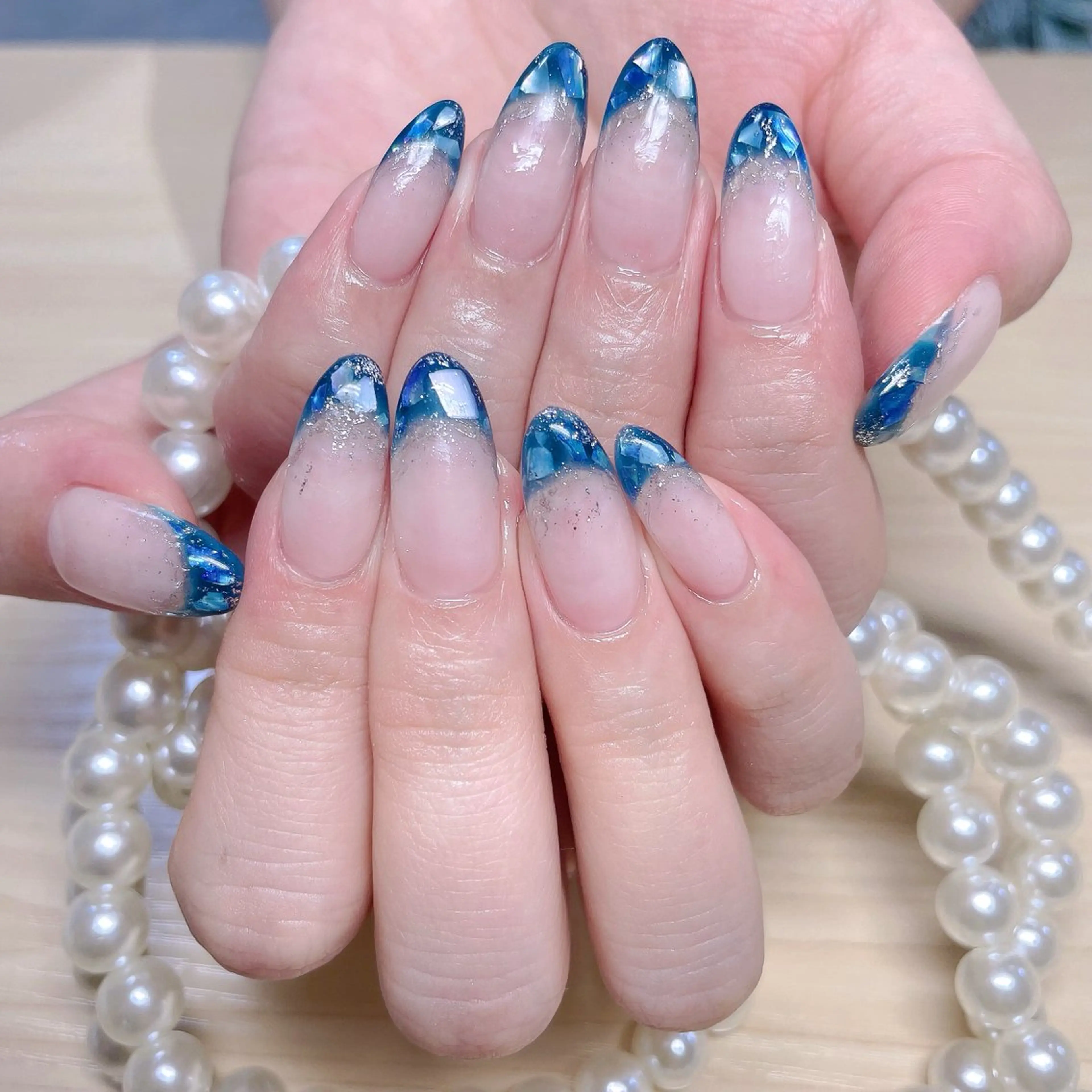 ネイル フレンチネイル 春ネイル mira-cle大濱美容アカデミー所属・AI NAのネイルデザイン