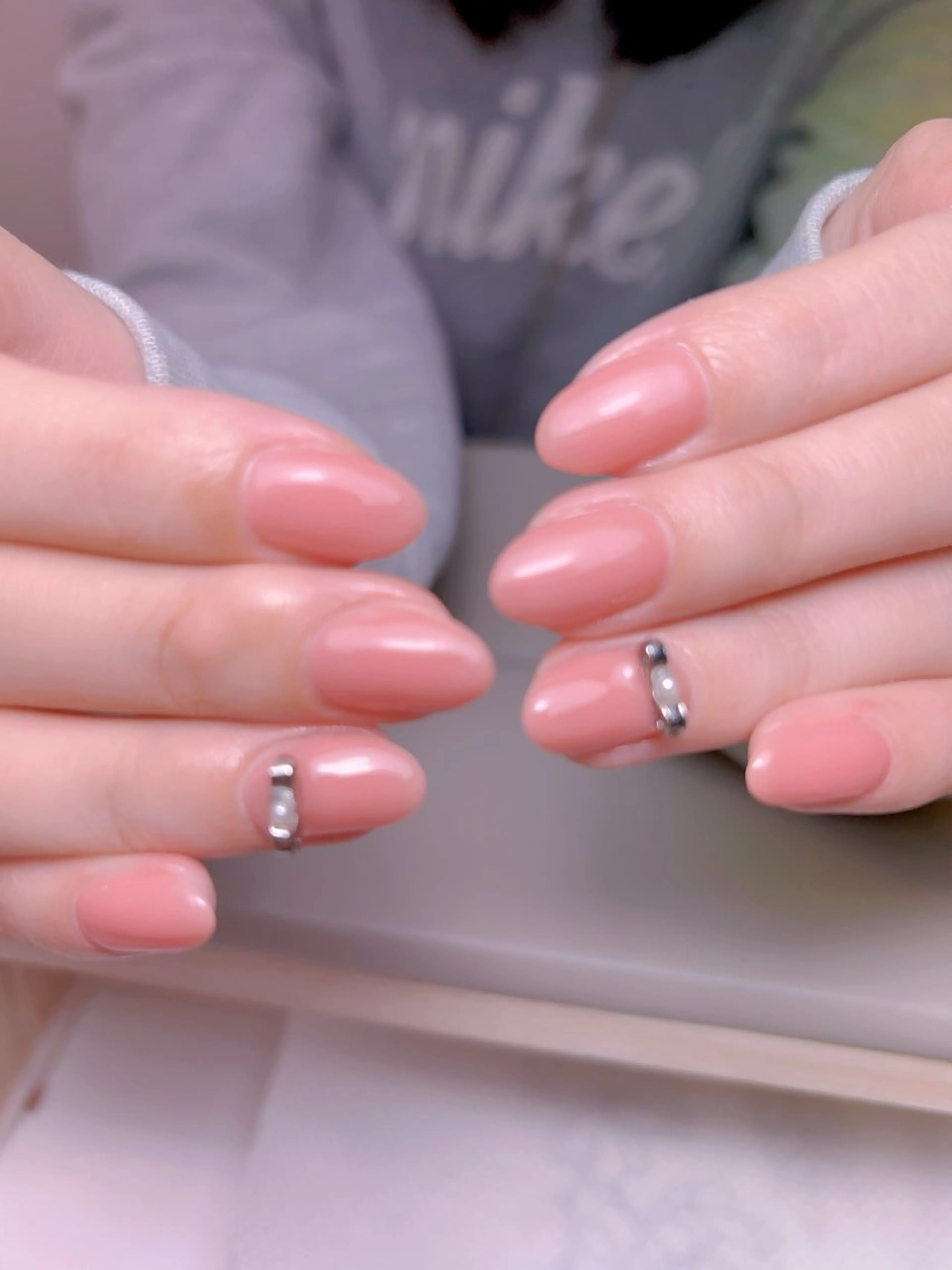 ネイル 韓国ネイル ワンカラーネイル 【長さ出し】 IRIS NAILのネイルデザイン