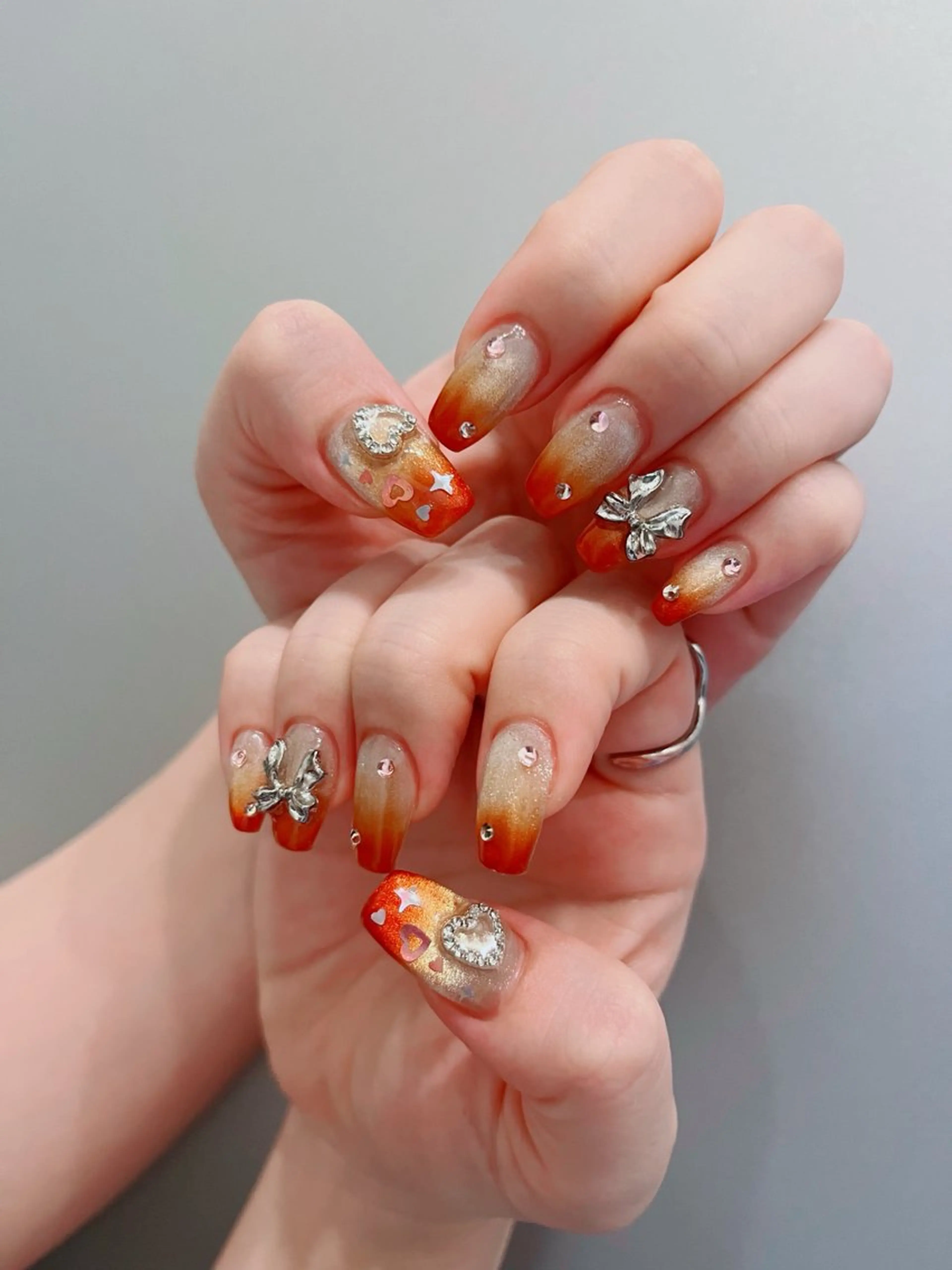 ネイル グラデーション マグネットネイル ハンドネイル ruirui.naildesign所属・RUI ☆のネイルデザイン